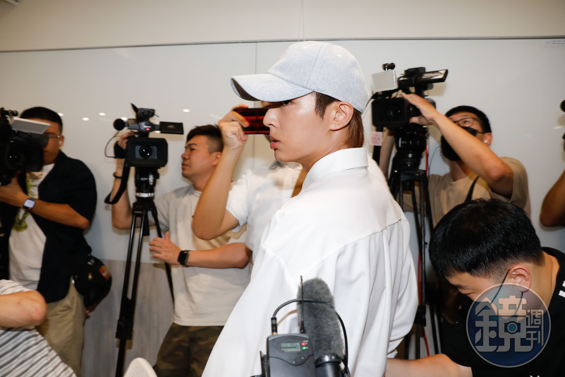 耀樂指控炎亞綸(圖)在他16歲那年,未經同意偷拍2人性愛過程,甚至趁他熟睡時侵犯。(本刊資料照)
