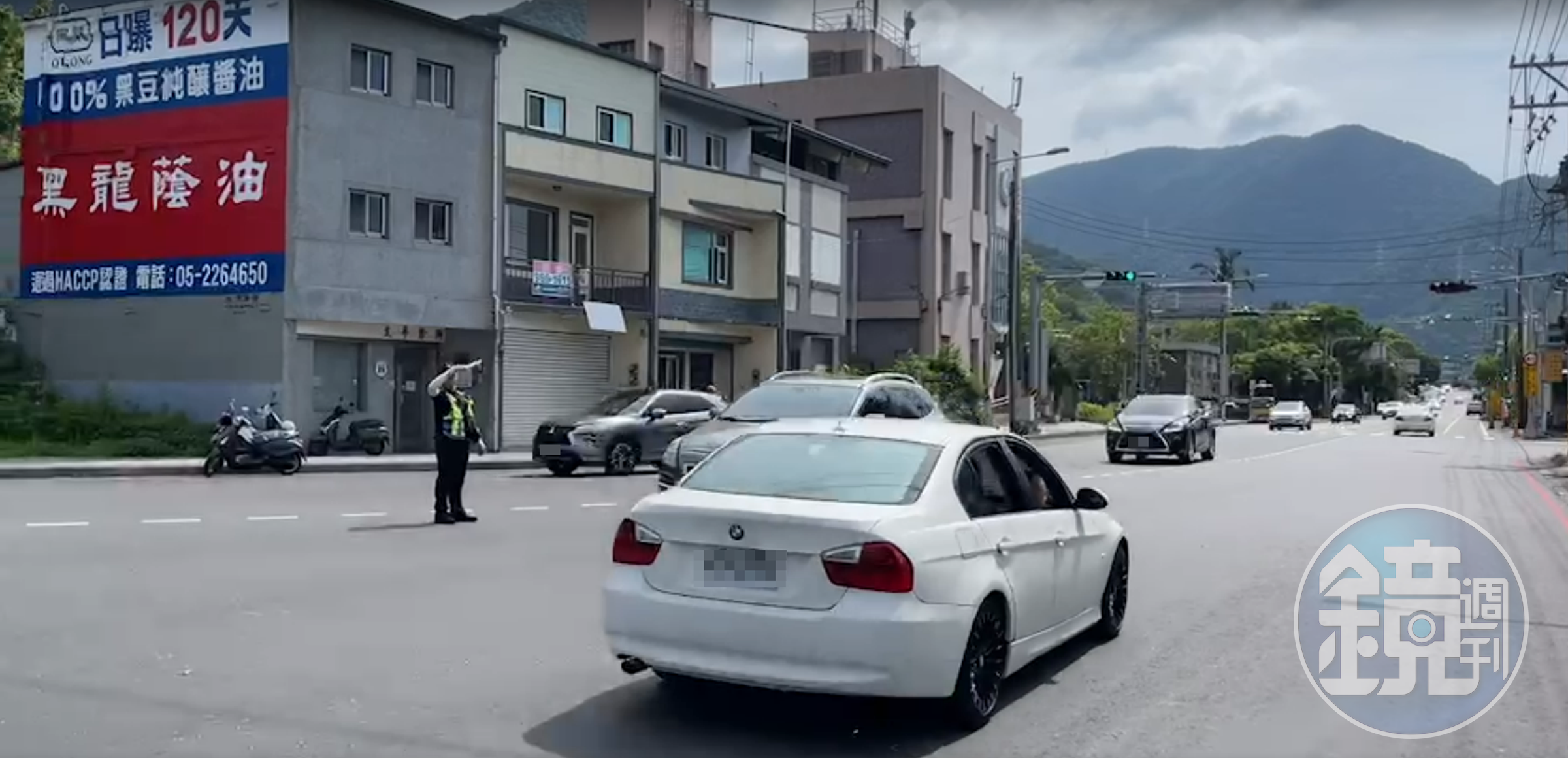 蘇澳市區車流不少。（翻攝畫面）