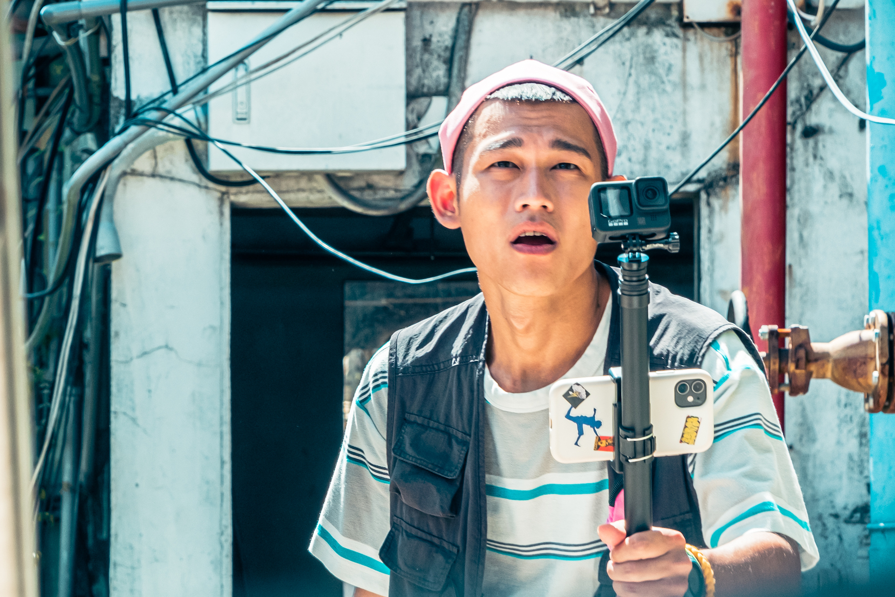 「草屯囝仔」阿倉首度躍上大銀幕，《粽邪3：鬼門開》成為第一次主演的電影。（華影國際提供）