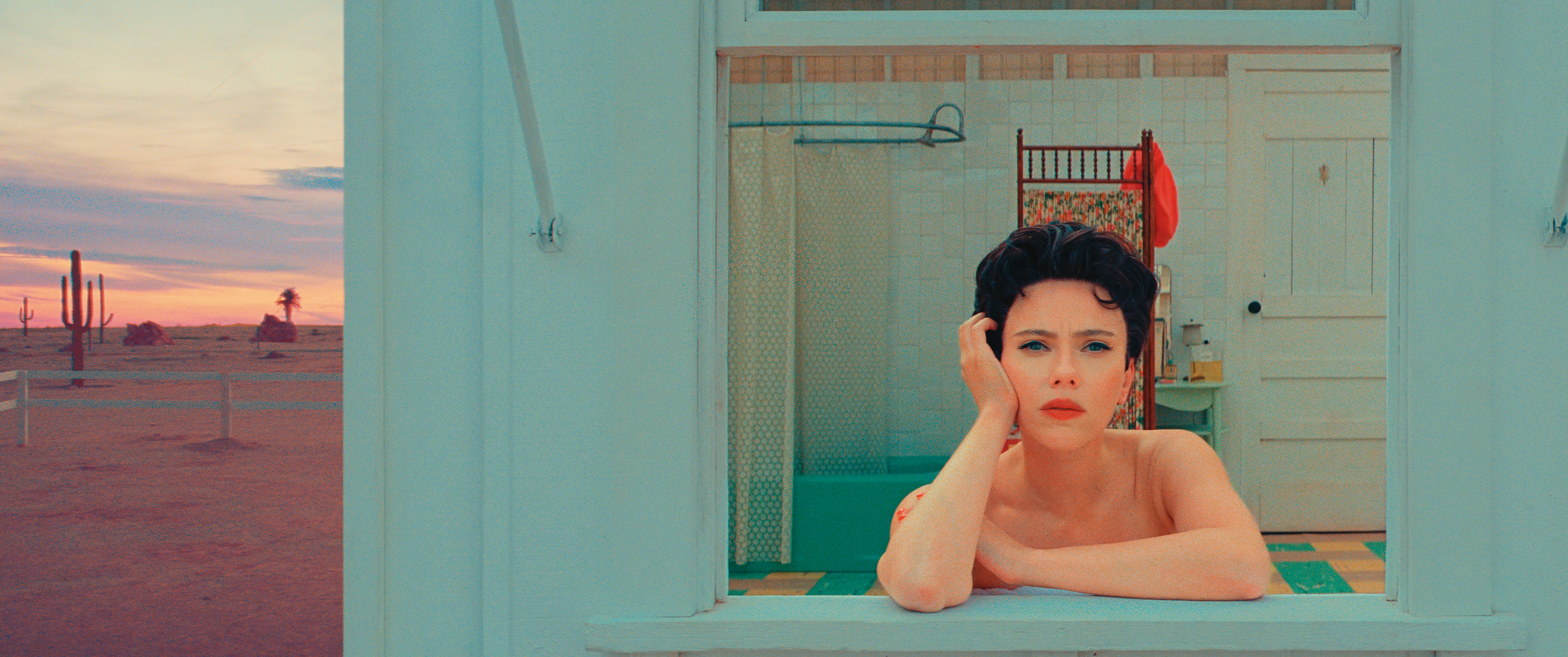 史嘉蕾喬韓森片中有著宛如玉婆伊麗莎白泰勒的迷人風情，可惜劇情厚度不夠，角色感動人程度打折。（UIP提供）