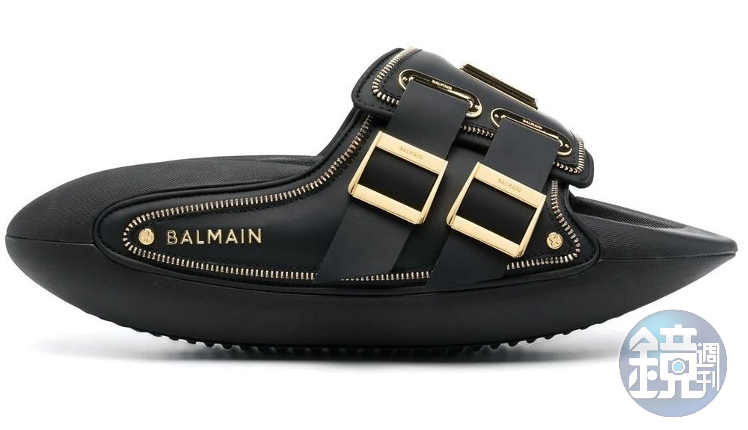 B-IT系列絎縫皮革扣環穆勒鞋。NT$35,500〈BALMAIN提供〉