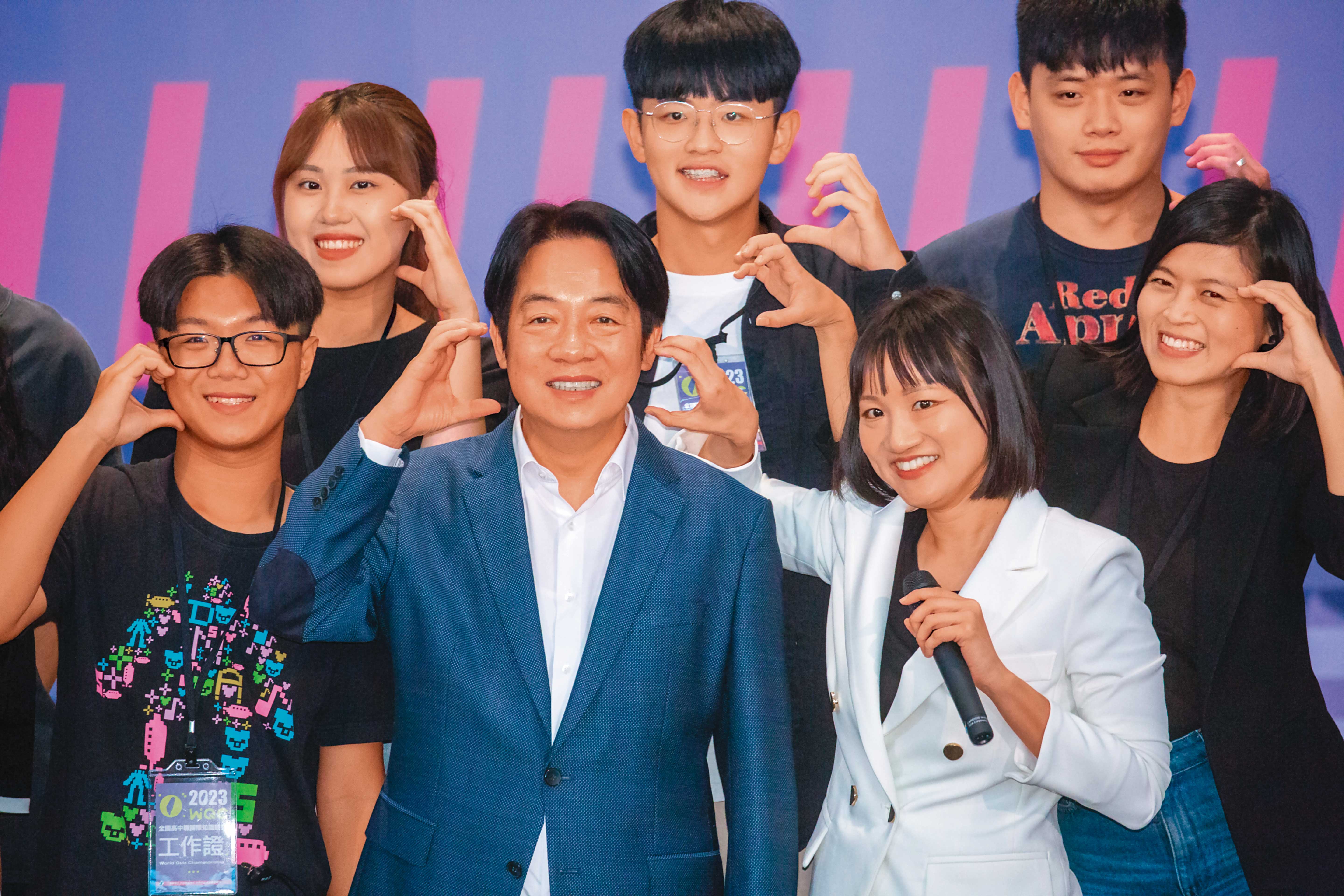 賴清德上週拋出「政府補助私立大學學生每年2萬5千元」的政見，這象徵賴清德時代真正來臨。