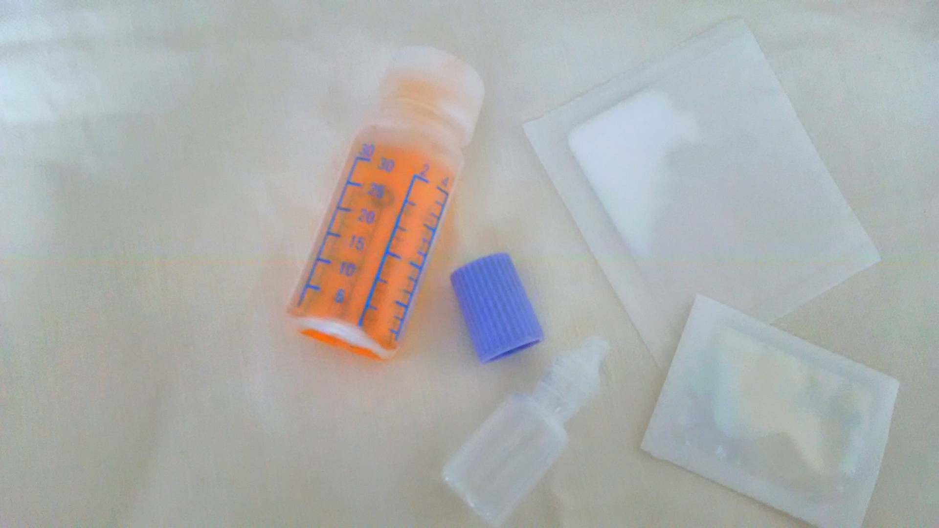 彰濱秀傳醫院藥學部教學副組長洪正憲提醒藥品不要隨意冷藏，須遵照藥物說明書存放。（示意圖，photoAC）