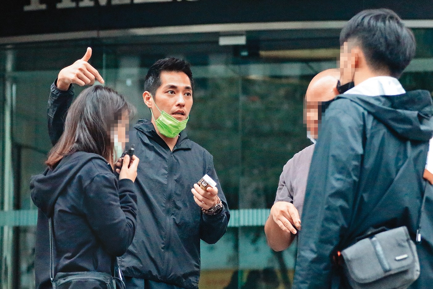 藍正龍近來忙著執導《成功補習班》，也坦言資金方面一開始有出現問題。