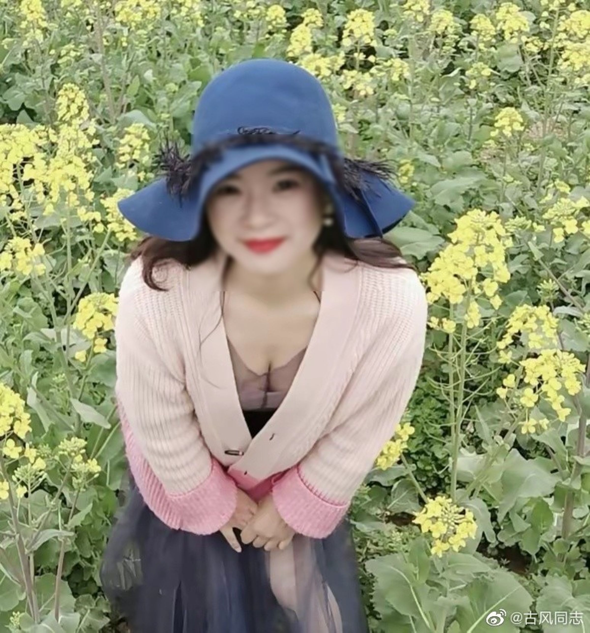網友肉搜到這名人妻,本身是一名酒商業務。(翻自微博)