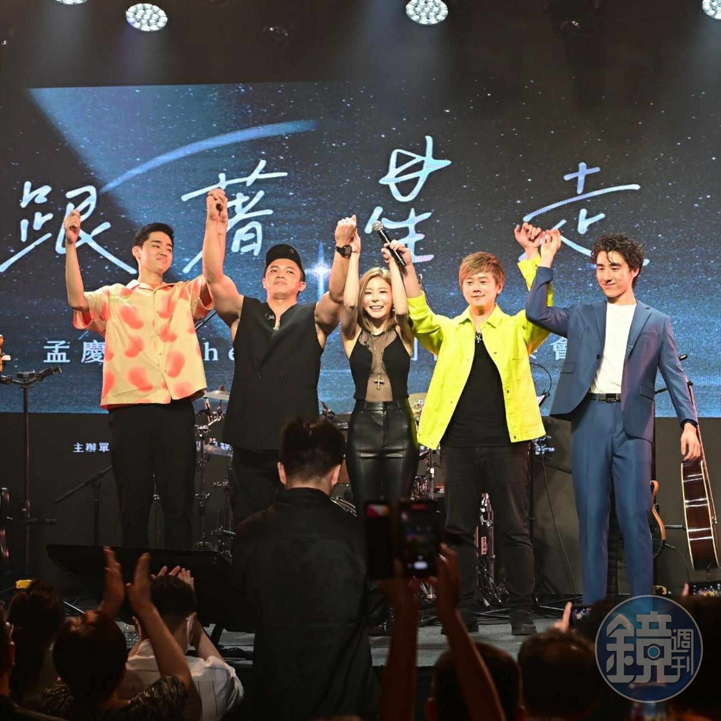 演唱會當天湧進將近500位歌迷,加排座位差點要延遲開場。(起而行文化傳媒提供)