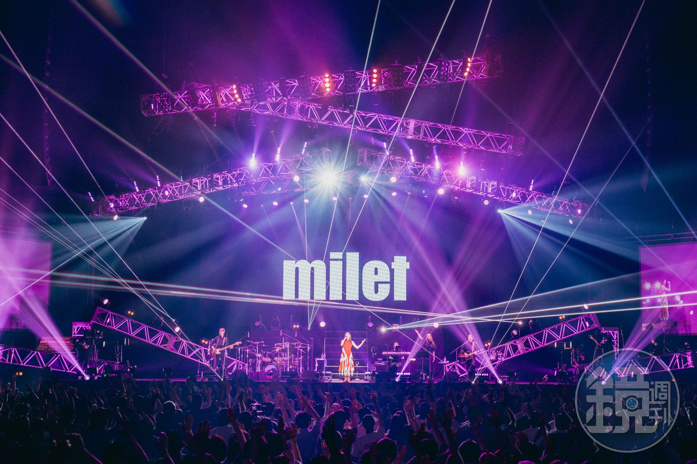 milet親自參與演唱會各環節製作,包含服裝到舞台設計,投注不少時間和心血。(大鴻藝術提供,Photographer / 入日伸介)