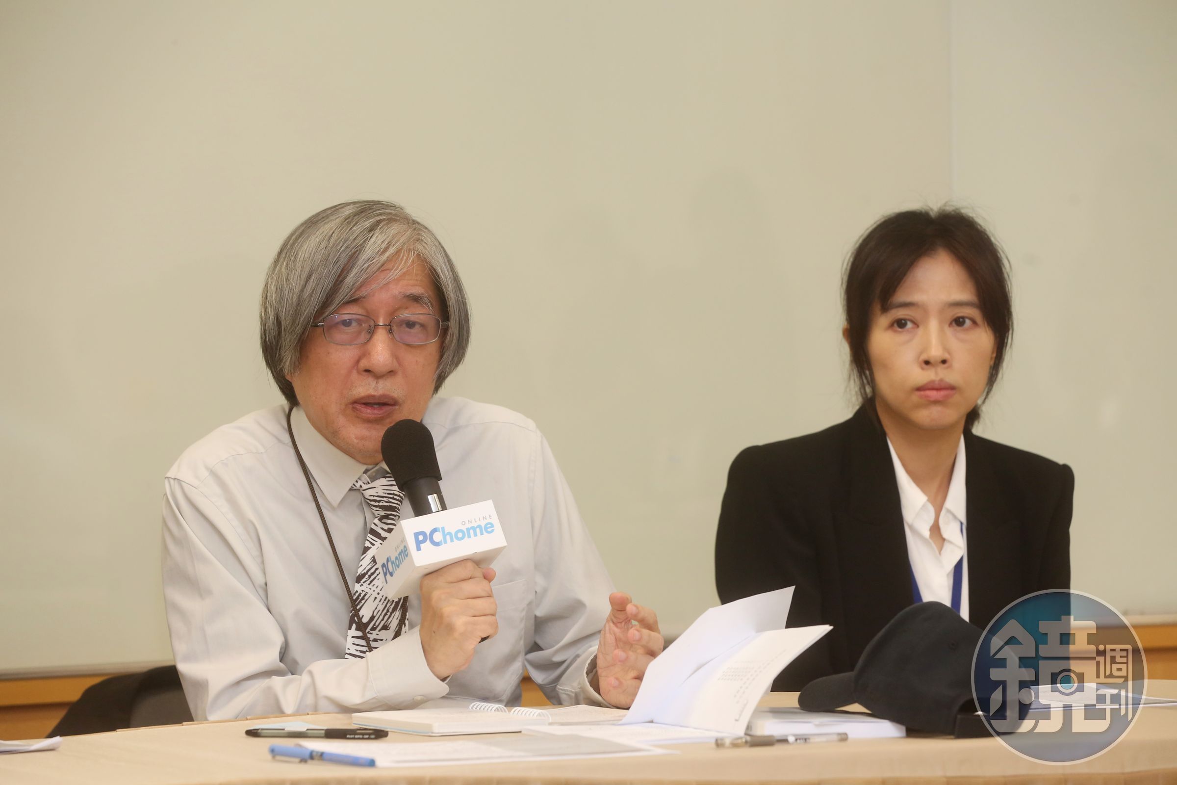 網家營運虧損擴大無法配發股息，詹宏志首度對小股東道歉認錯。
