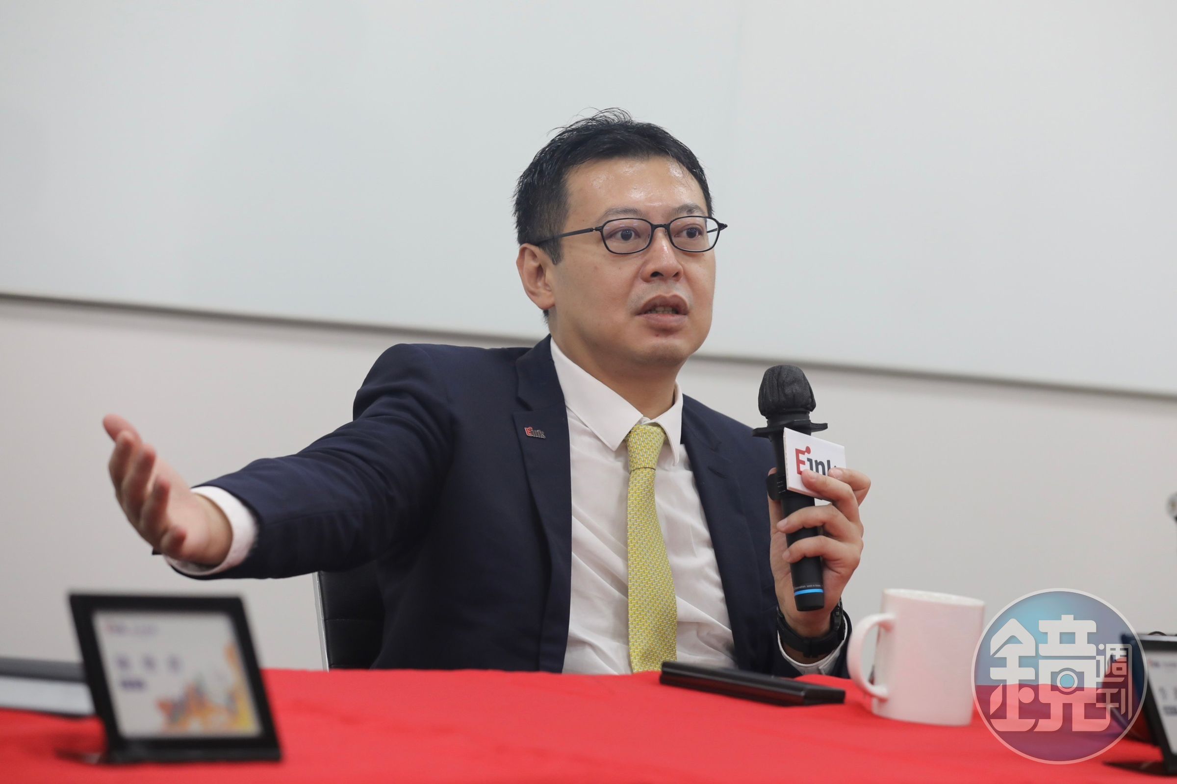 元太科技今日召開股東會改選董事,董事席次由原9席減少為7席,此次特別引進外部董事並將女性董事席次增加至2位。圖為董事長李政昊