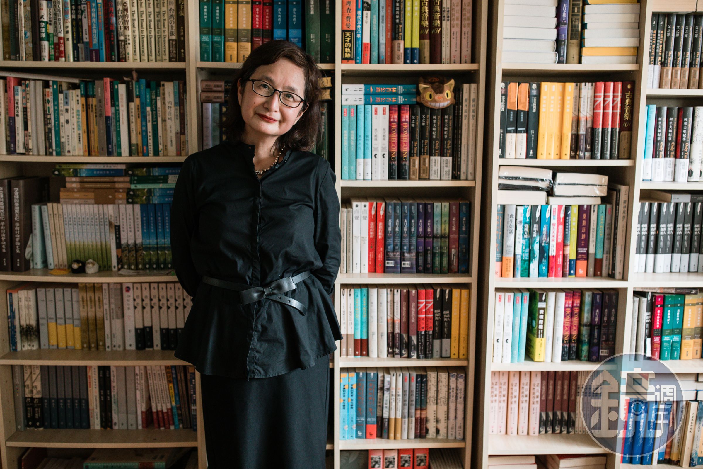 李靜宜家中和工作室滿滿藏書，除了她的翻譯作品，還有許多她鍾愛的文學作品。