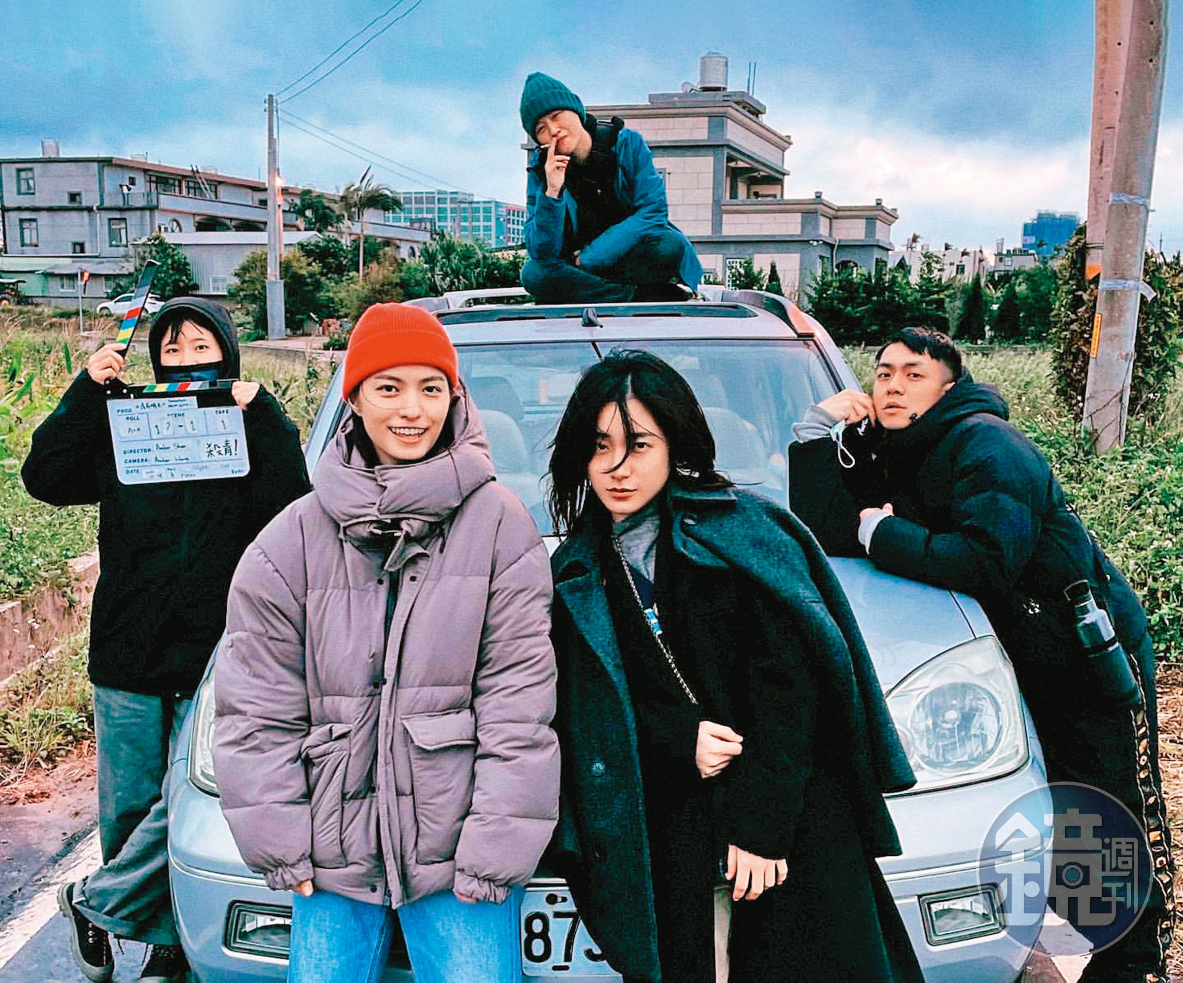 葉曉霏（前排右二）拍攝工作不少，她最希望與同期的朋友們一起在作品裡相遇。