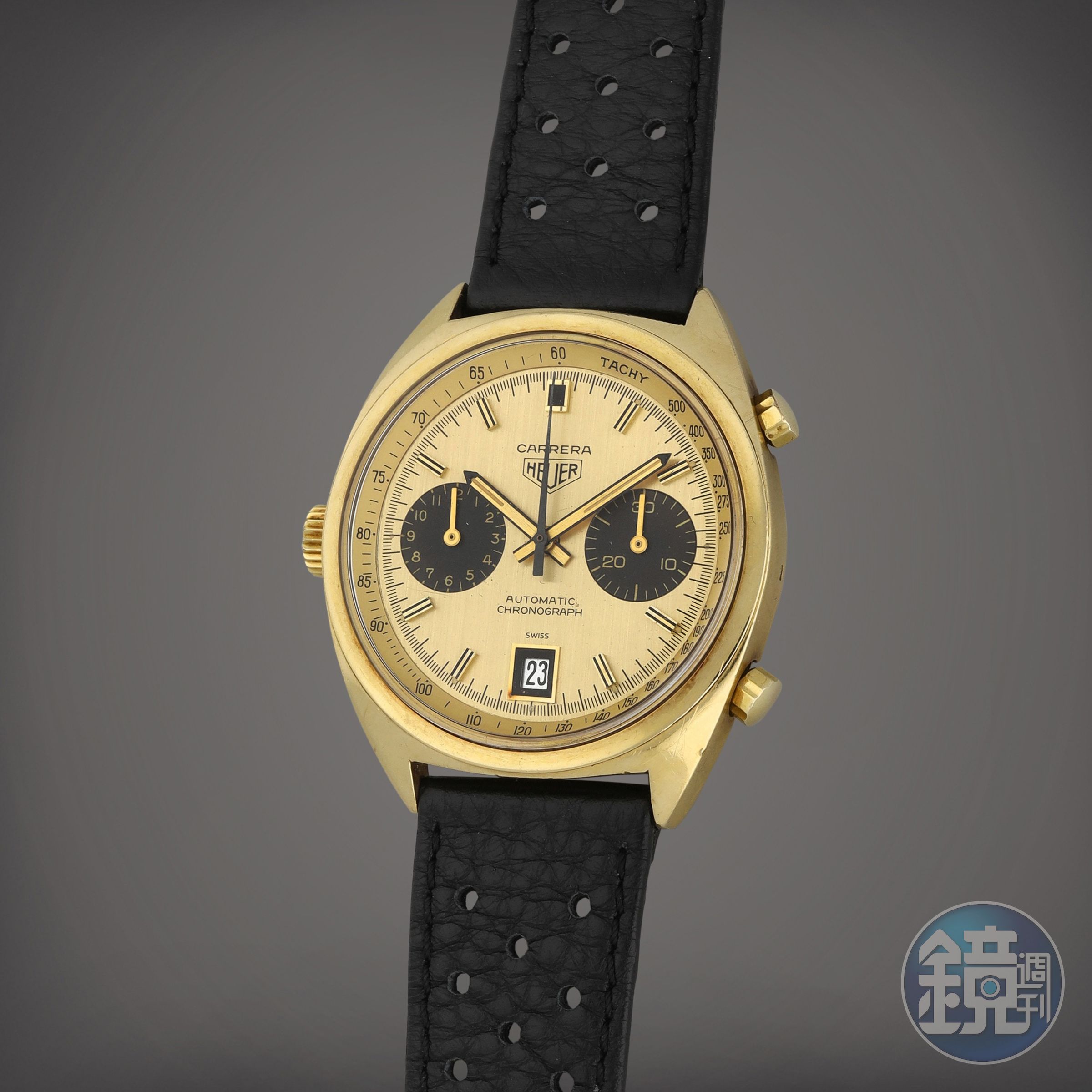 1964年HEUER Carrera 黃金材質。