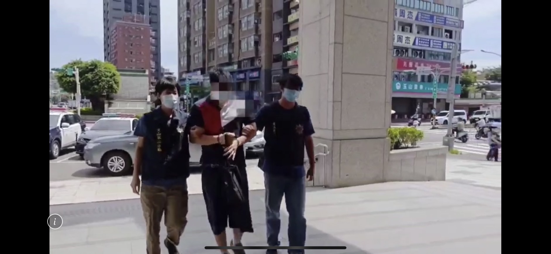 警方偵訊後將王男依連續竊盜罪移送法辦。（翻攝畫面）