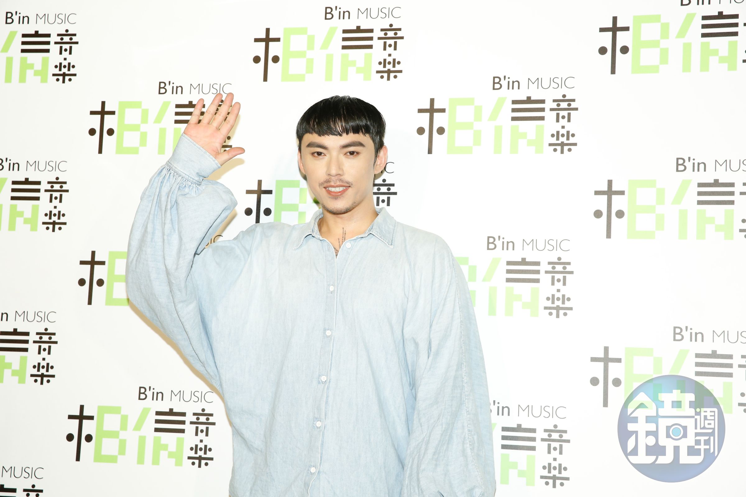 HUSH登上金曲34歌王寶座，直呼好不真實。