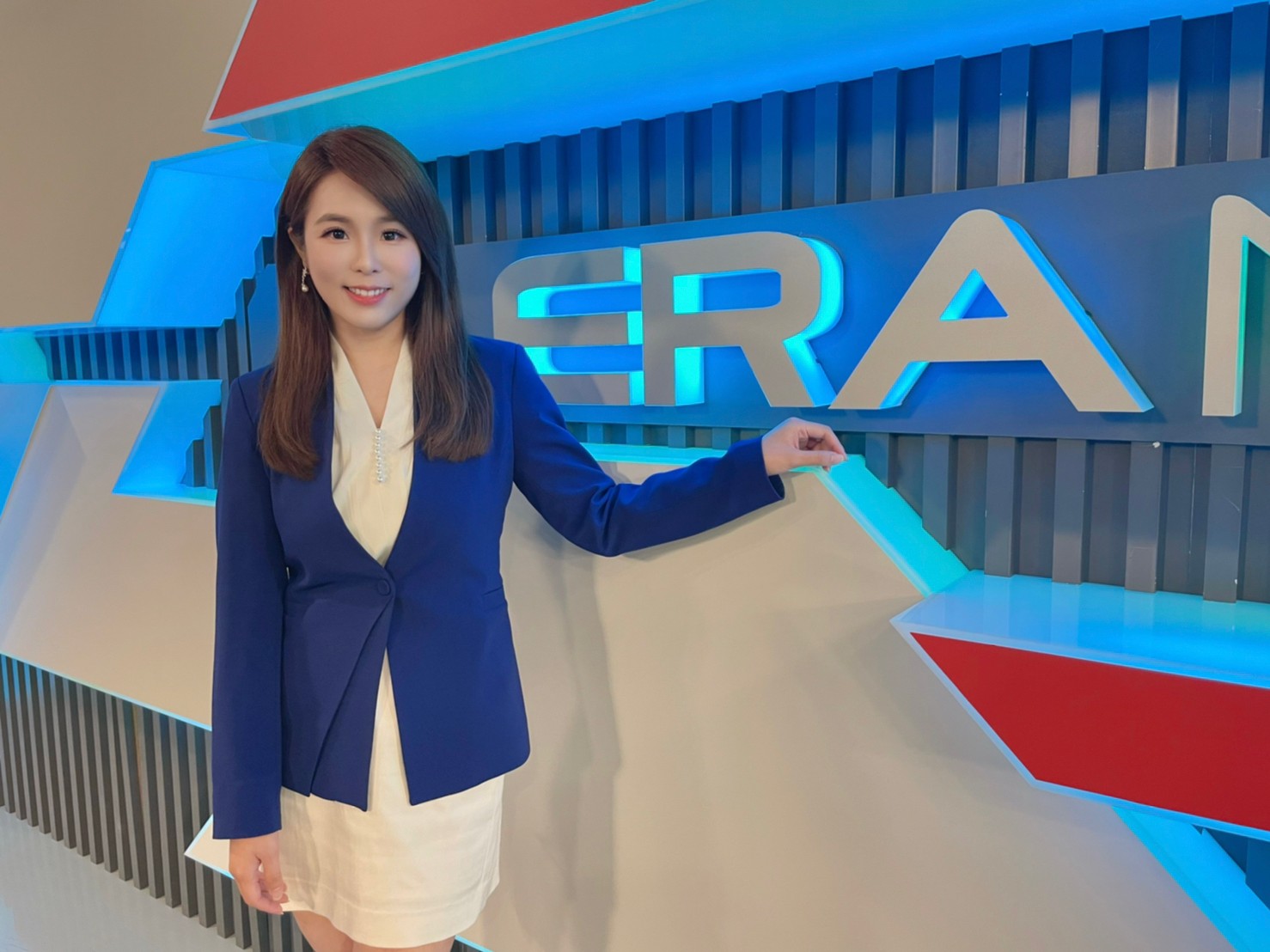 沈瑾暘離開主播台一年多，近日悄悄入主年代新聞主播群。（年代新聞提供）