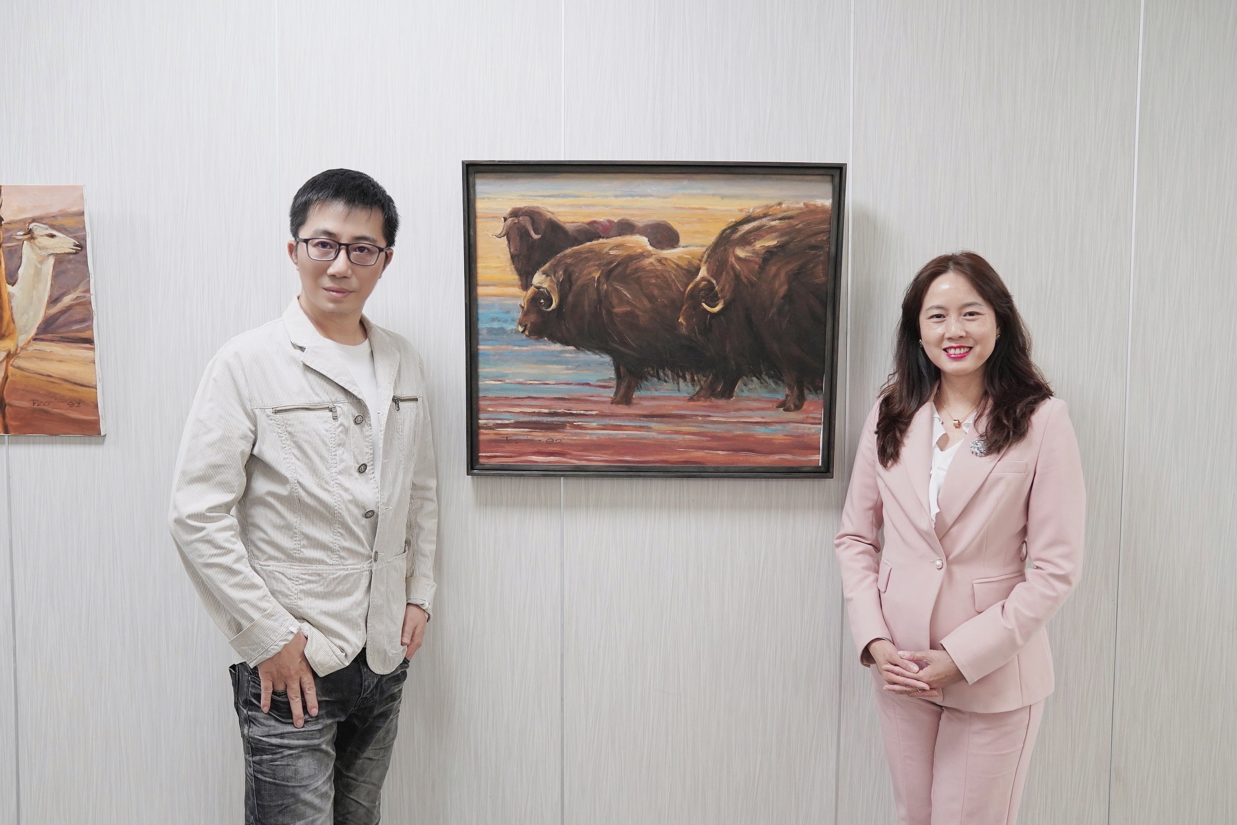 中國醫藥大學新竹附設醫院藝廊即日起到８月底推出「單純即永恆」藝術家蔡汝恭創作展。（中國醫藥大學新竹附設醫院提供）