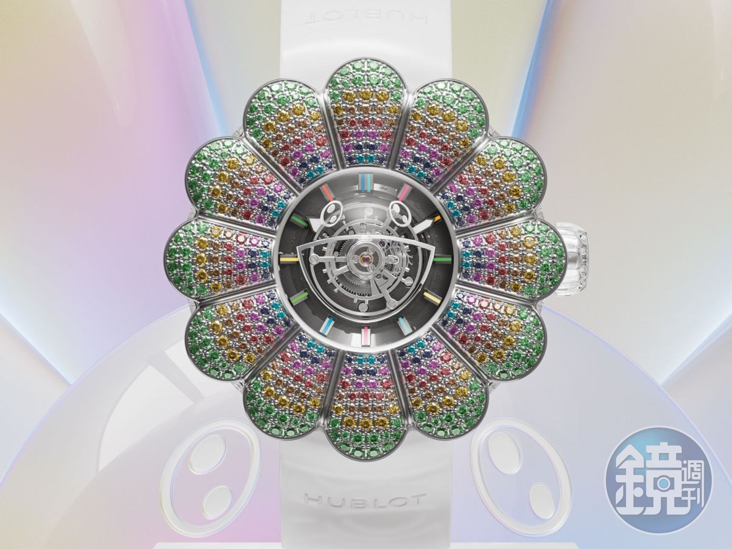 HUBLOT宇舶為Only Watch慈善拍賣推出這枚MP-15 Takashi Murakami Only Watch中置陀飛輪，把日本藝術家村上隆的招牌「太陽花」圖騰，做了全新的高複雜功能詮釋。©TM/KK