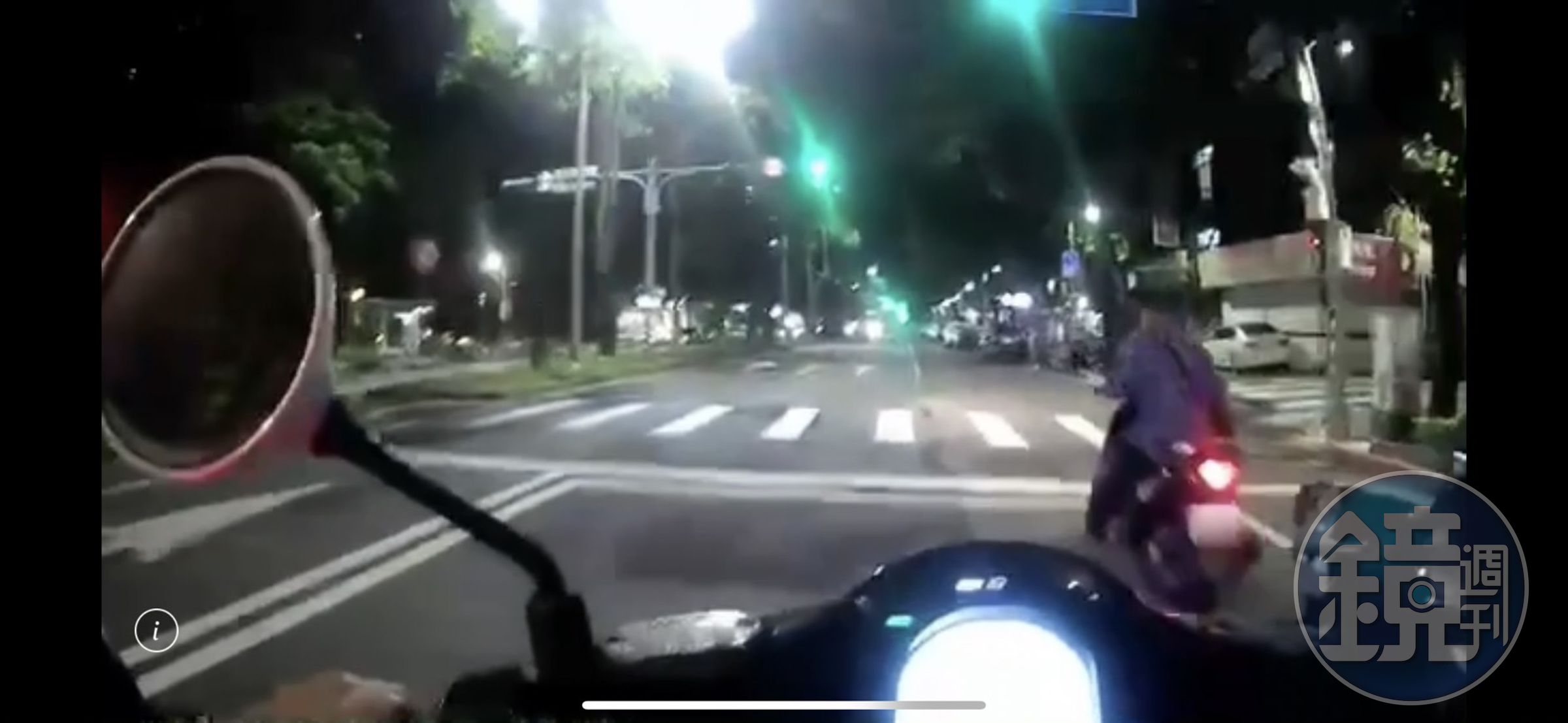 警方透過酒精檢知器，初篩出老翁有酒精反應。（翻攝畫面）