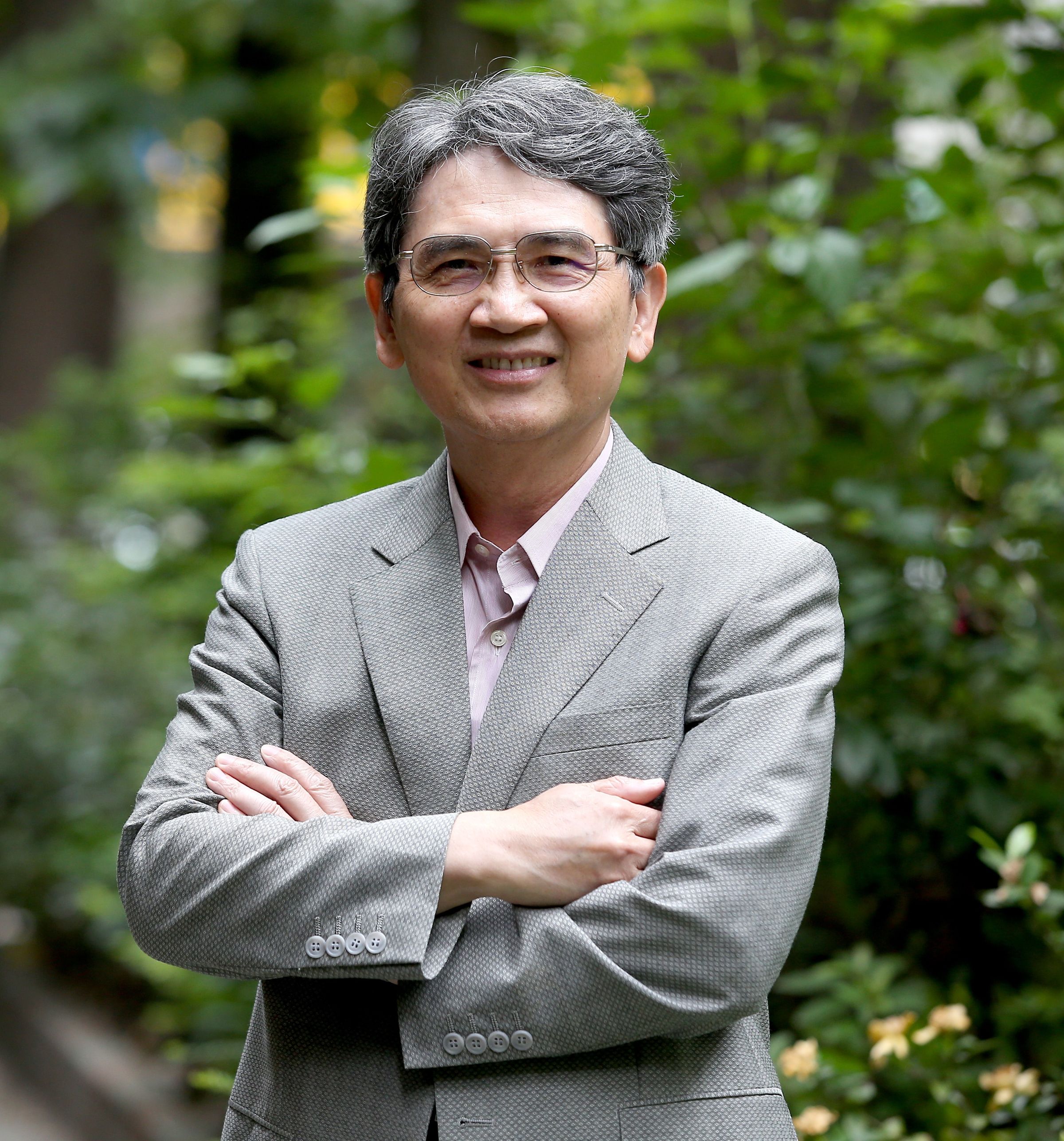HOPE癌症希望基金會董事長王正旭盼健保能與國際接軌,將癌症免疫藥物納入晚期頭頸癌的第一線治療。