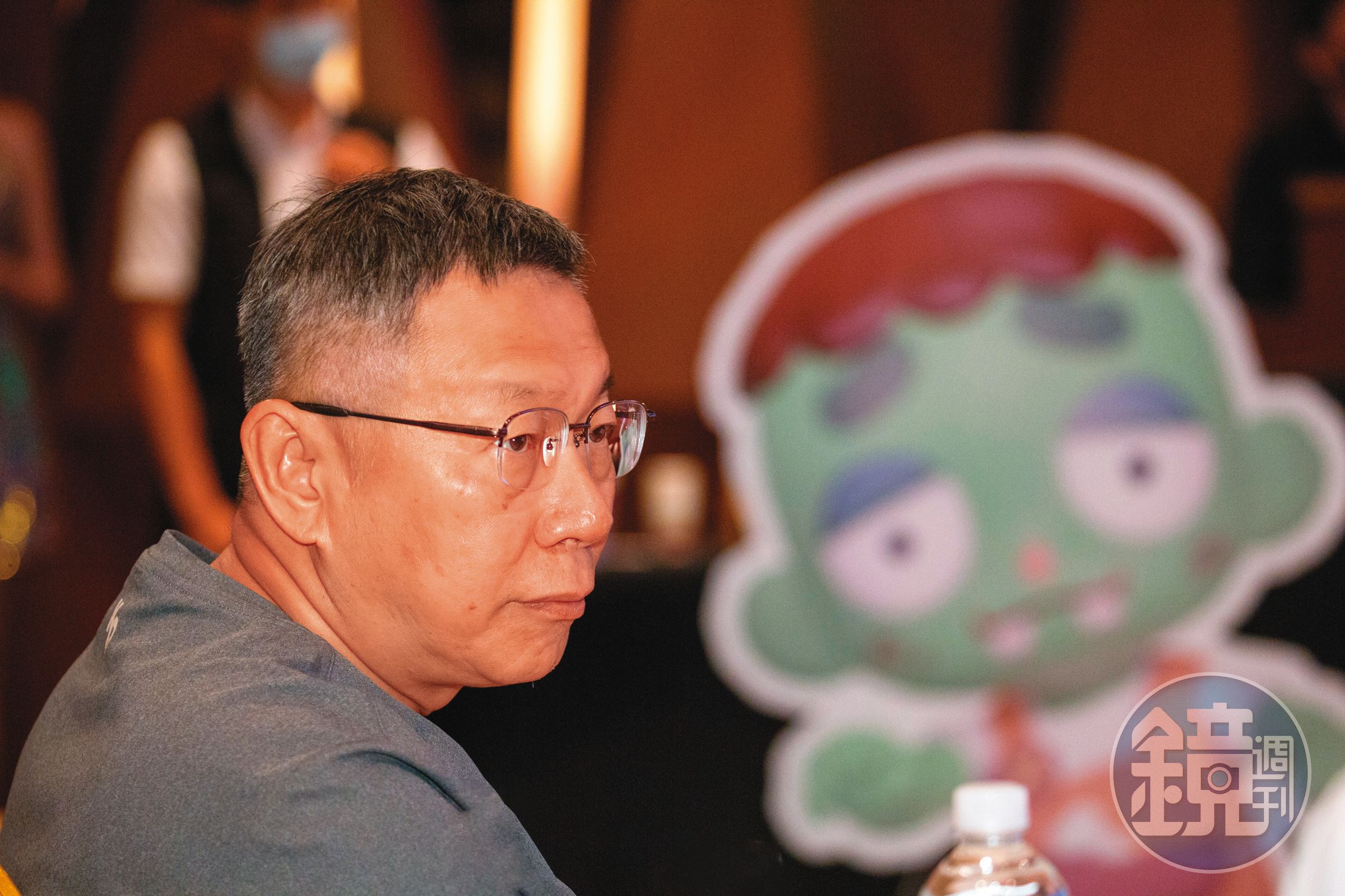柯文哲主張重啟兩岸服貿談判,但經貿實際運作現況中,所謂ECFA、服貿協議等本質都不是經貿議題,真正的目的都是政治統整。