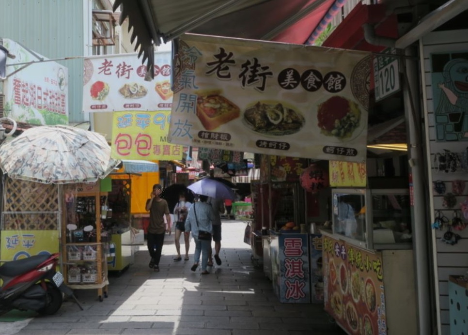 網友抱怨台南小吃變難吃，引發在地網友不滿反譏不要再來。（示意圖，photoAC）