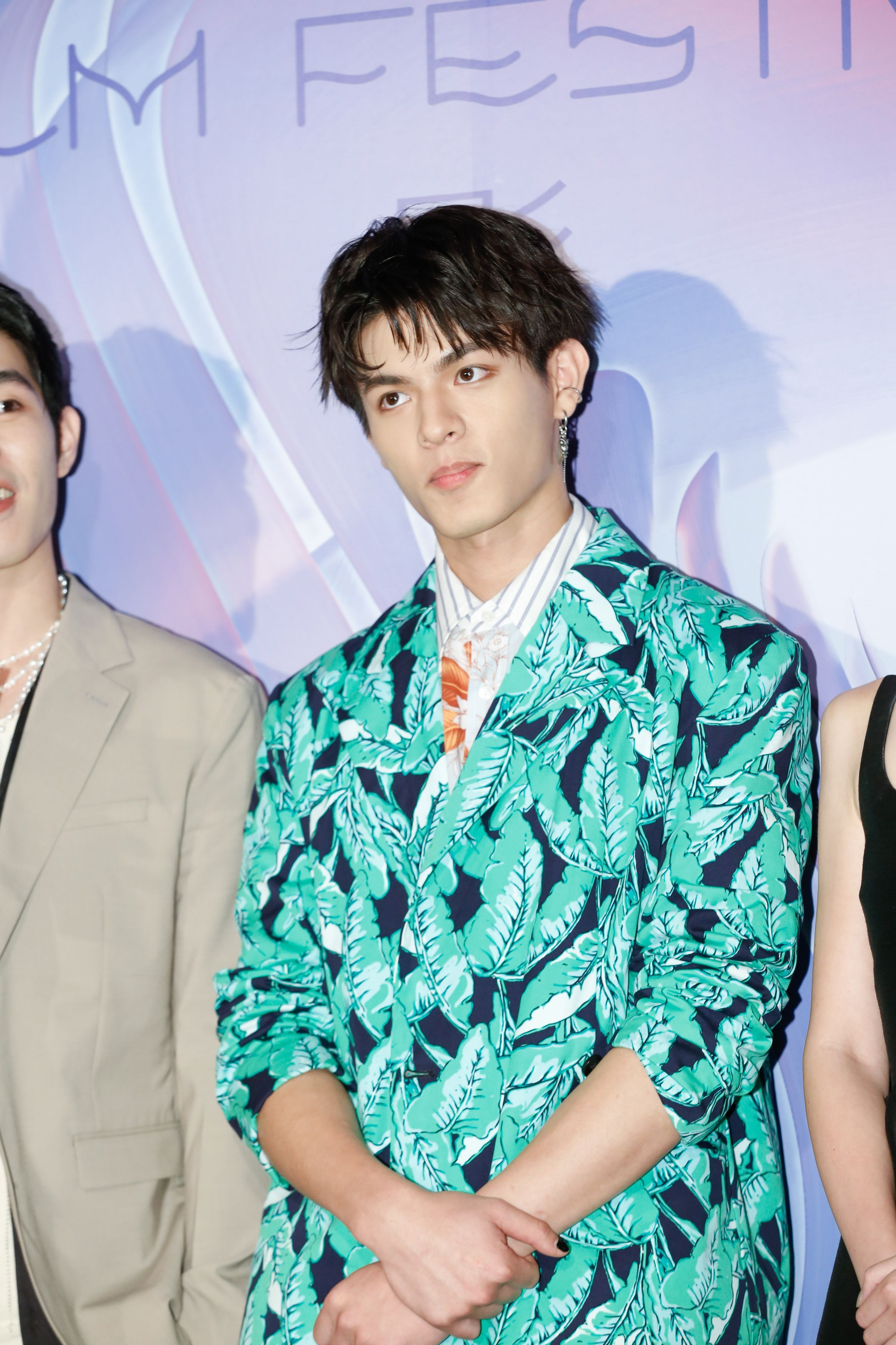 星二代邱以太成為該片的「顏值擔當」。