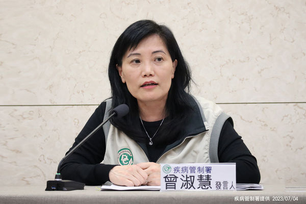疾病管制署副署長曾淑慧說明本土霍亂個案。(疾管署提供)