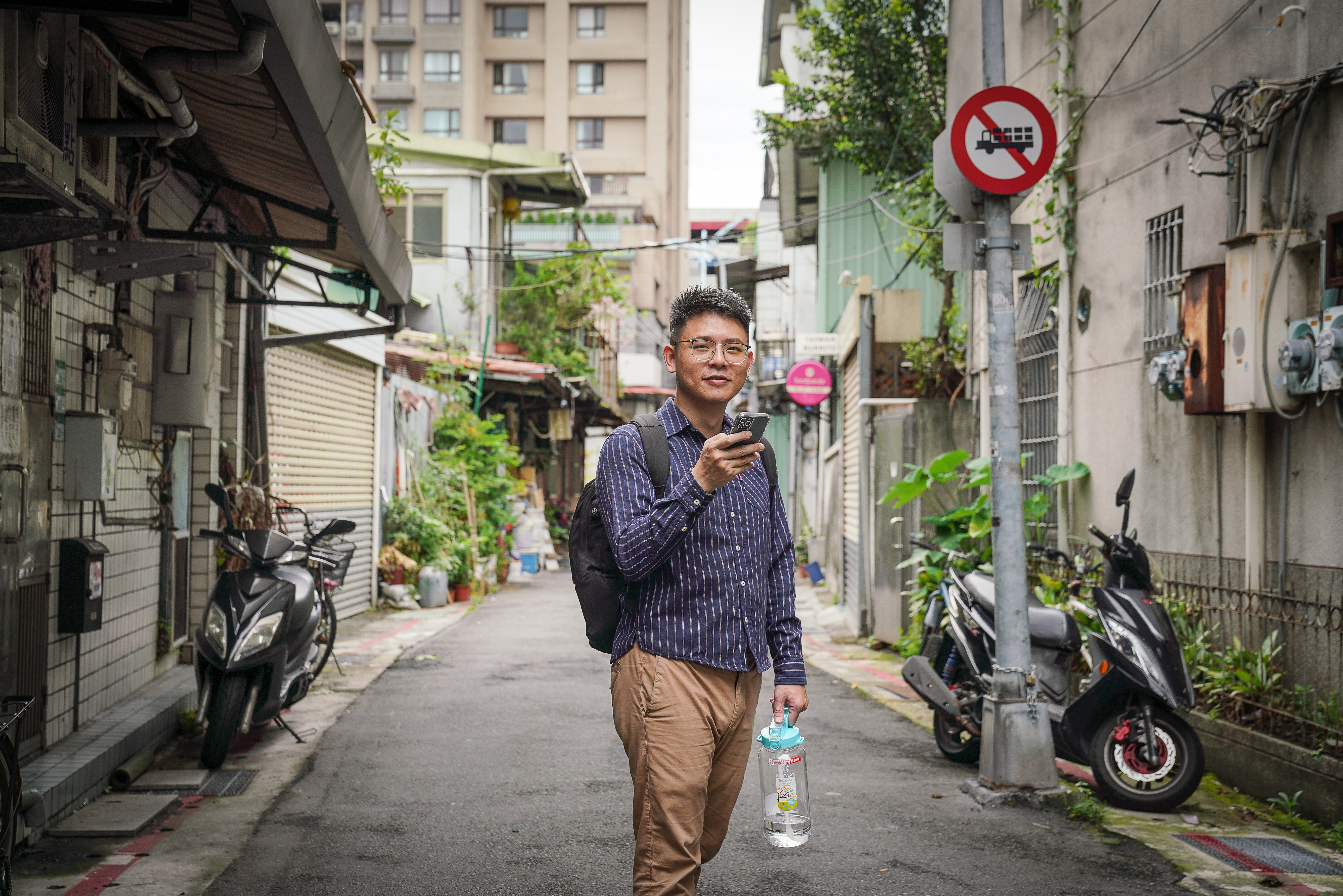 法拍小哥陳俊廷專攻「不點交」物件中、相對安全的標的，競爭者少，利潤空間更大。