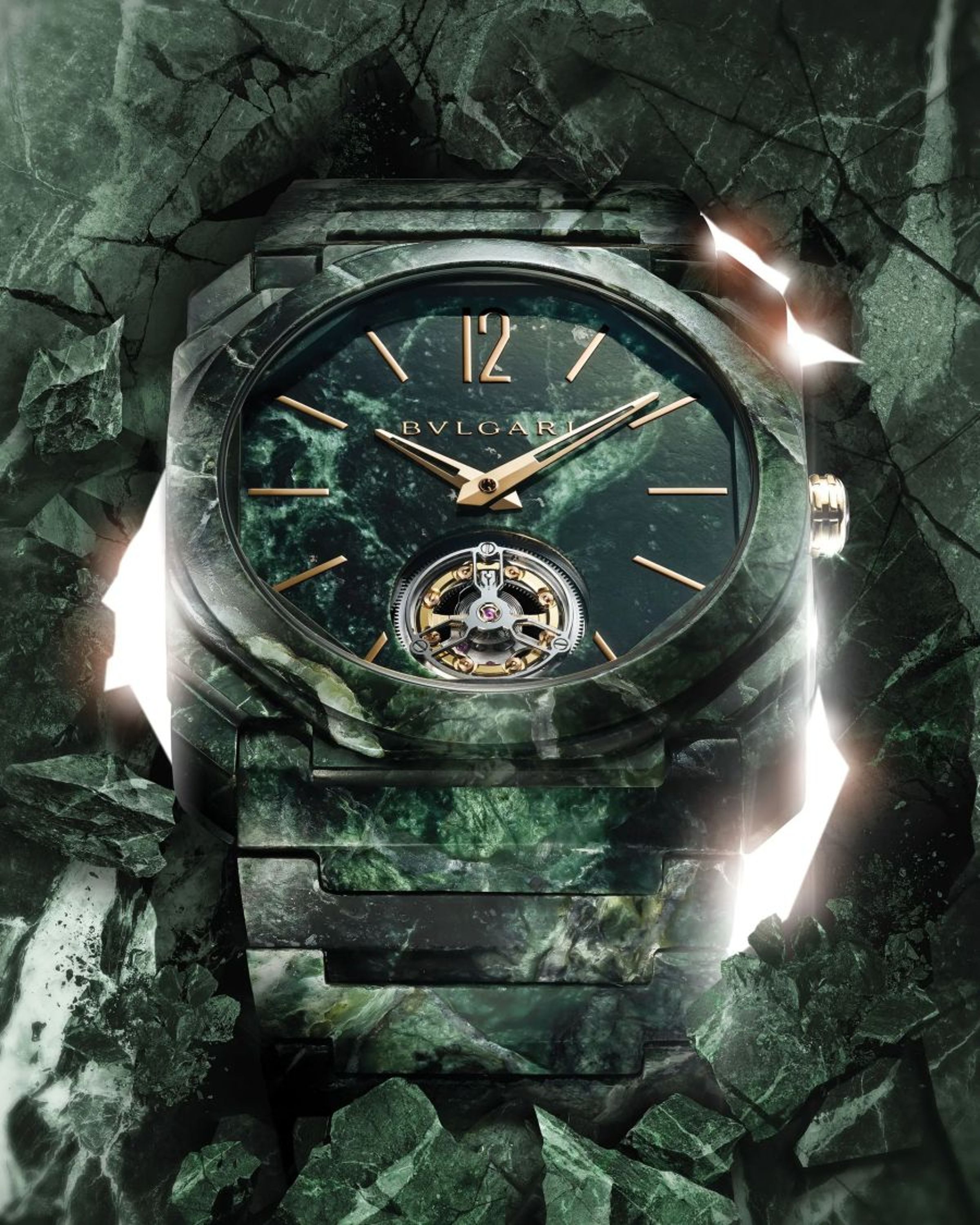 寶格麗（BVLGARI）發揮其超凡微型工藝，在Octo Finissimo鈦金屬基底零件上，覆以薄度僅0.5mm的奧斯山谷產Verde di Alpi綠色大理石，錶殼多達110切面，卻能完美無瑕，非常驚人。而這種大理石，自1934年以來就是寶格麗珠寶店使用的主要建材，非常有品牌特色。 功能：時、分指示；飛行陀飛機；機芯：手上鏈機芯；估價約15萬至25萬瑞士法郎。