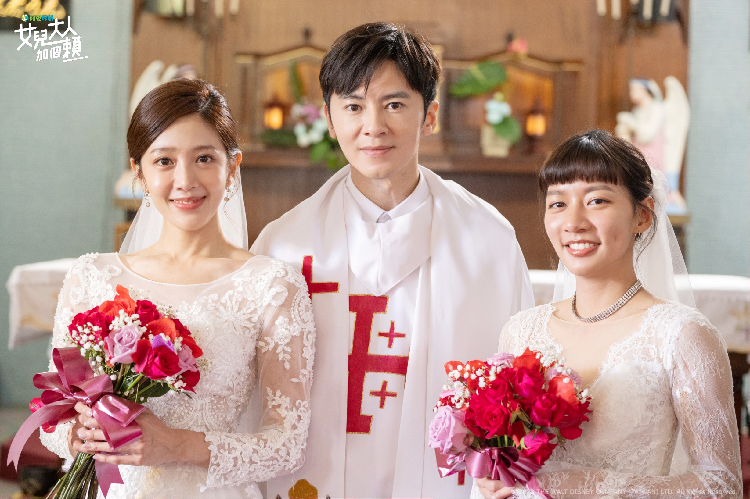 李國毅第一次演出神父喜感十足。（衛視原創提供）