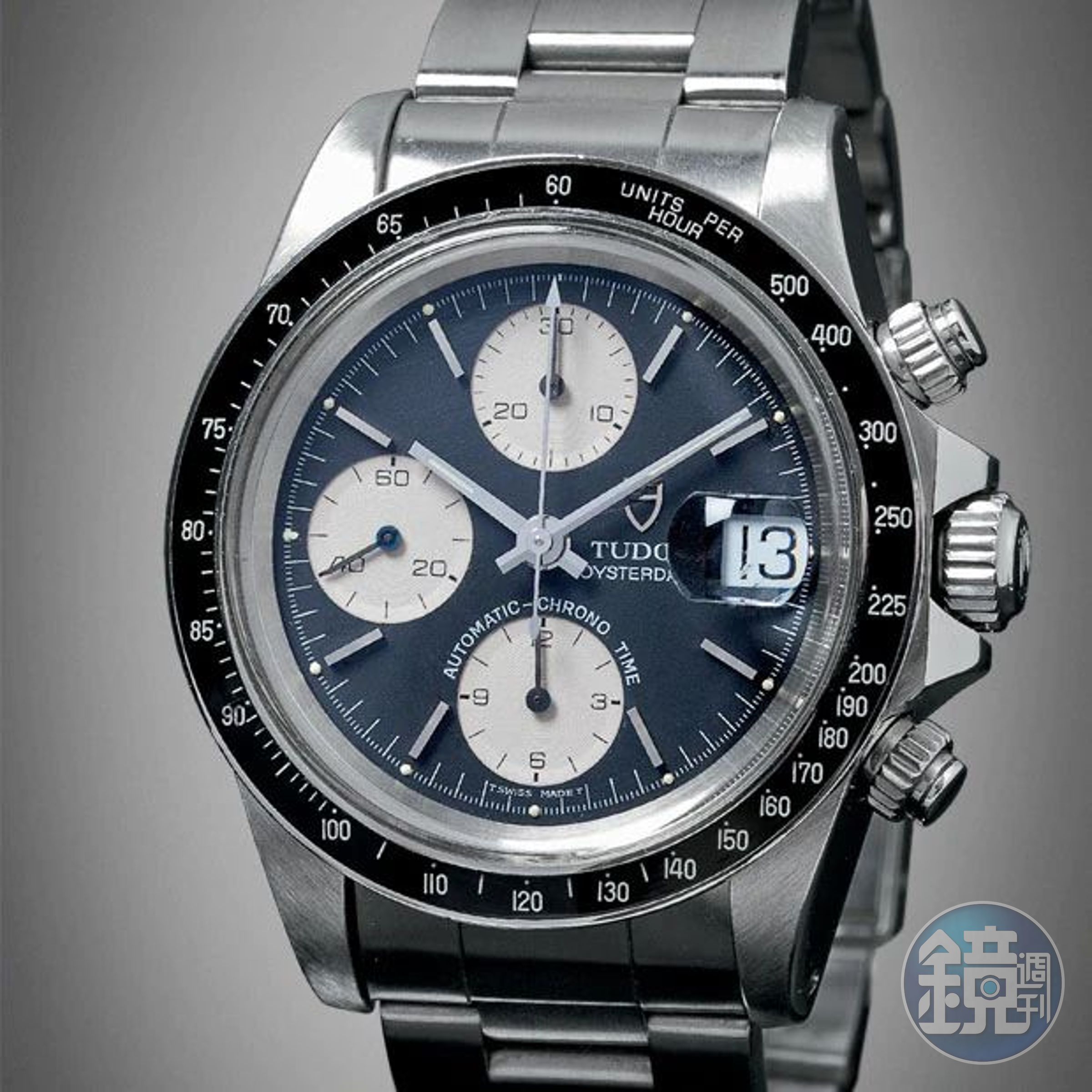 TUDOR帝舵於1976年發表的Prince Oysterdate「Big Block」9430/0計時碼錶，是品牌第一款自動上鏈計時碼錶，當年安裝Valjoux 7750機芯，因為錶殼變厚，所以被稱為「大塊頭」。