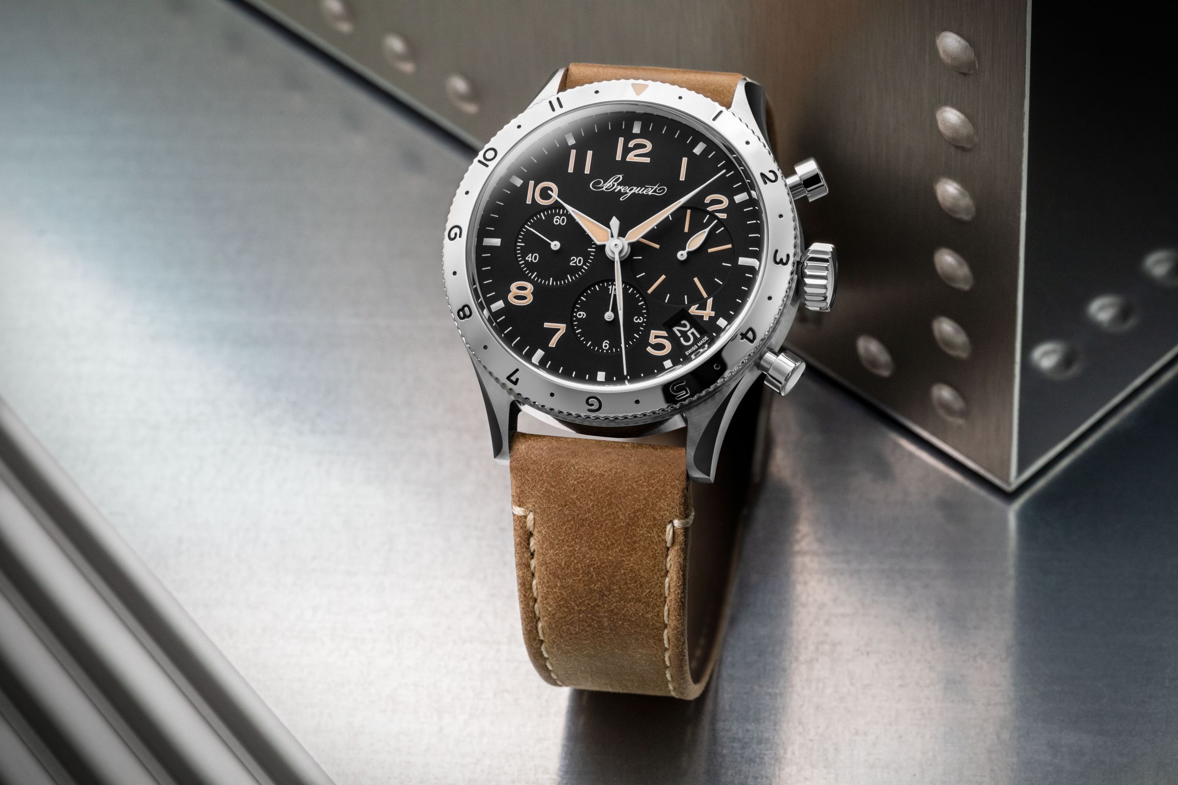 Breguet Type XX在法國空軍中的優越地位和可靠性,也成為收藏家必收的一款腕錶。