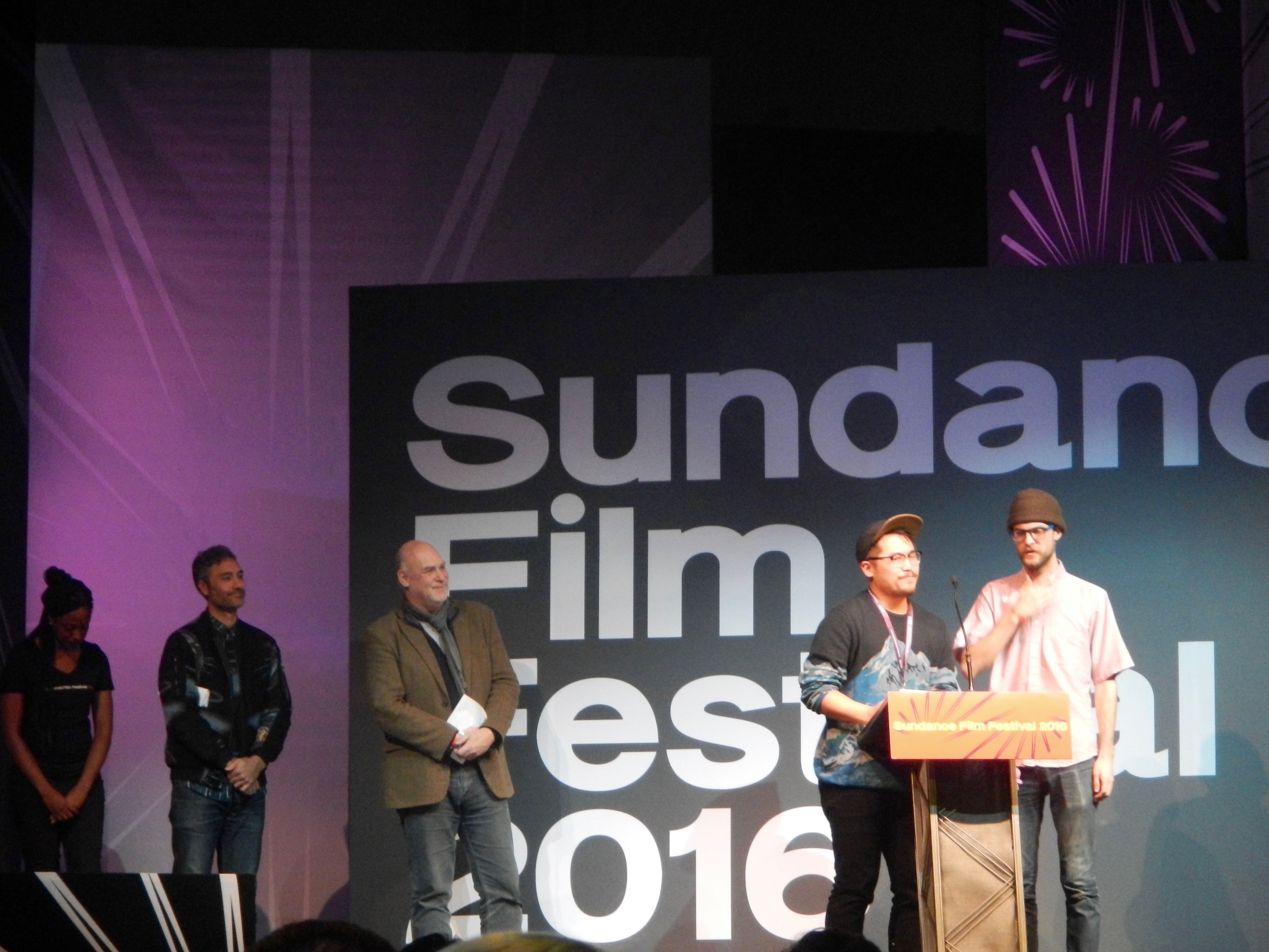 今年以《媽的多重宇宙》拿下奧斯卡最佳影片和最佳導演的關家永（右二）和丹尼爾舒奈特（右一），2016年在日舞影展嶄露頭角。（翻攝自commons.wikimedia.org）