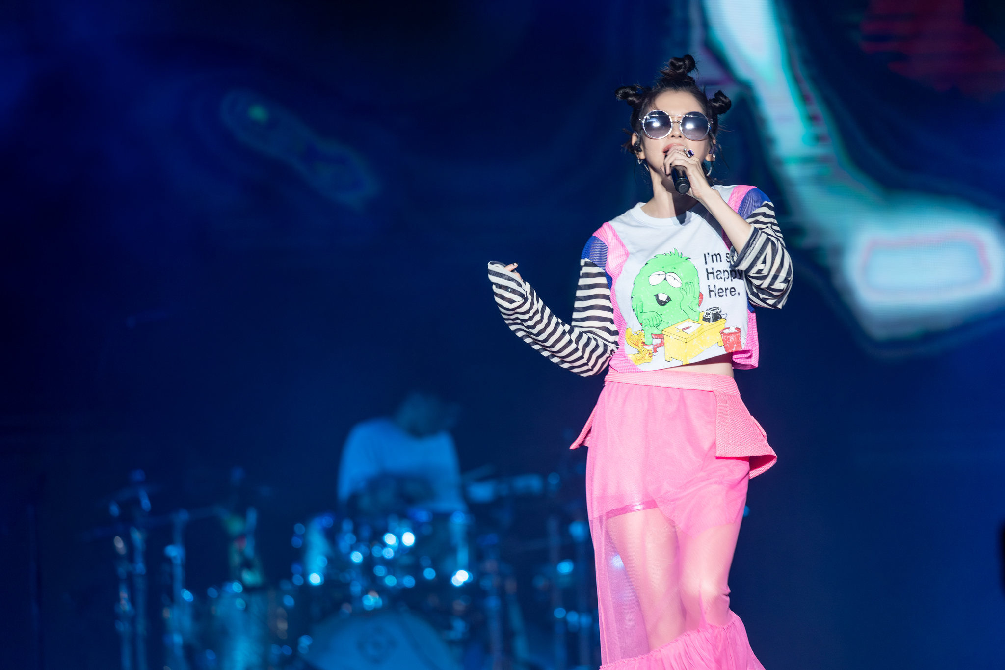 Vivian很開心能到高雄演出、與台下粉絲熱情互動。（寬寬整合行銷提供）