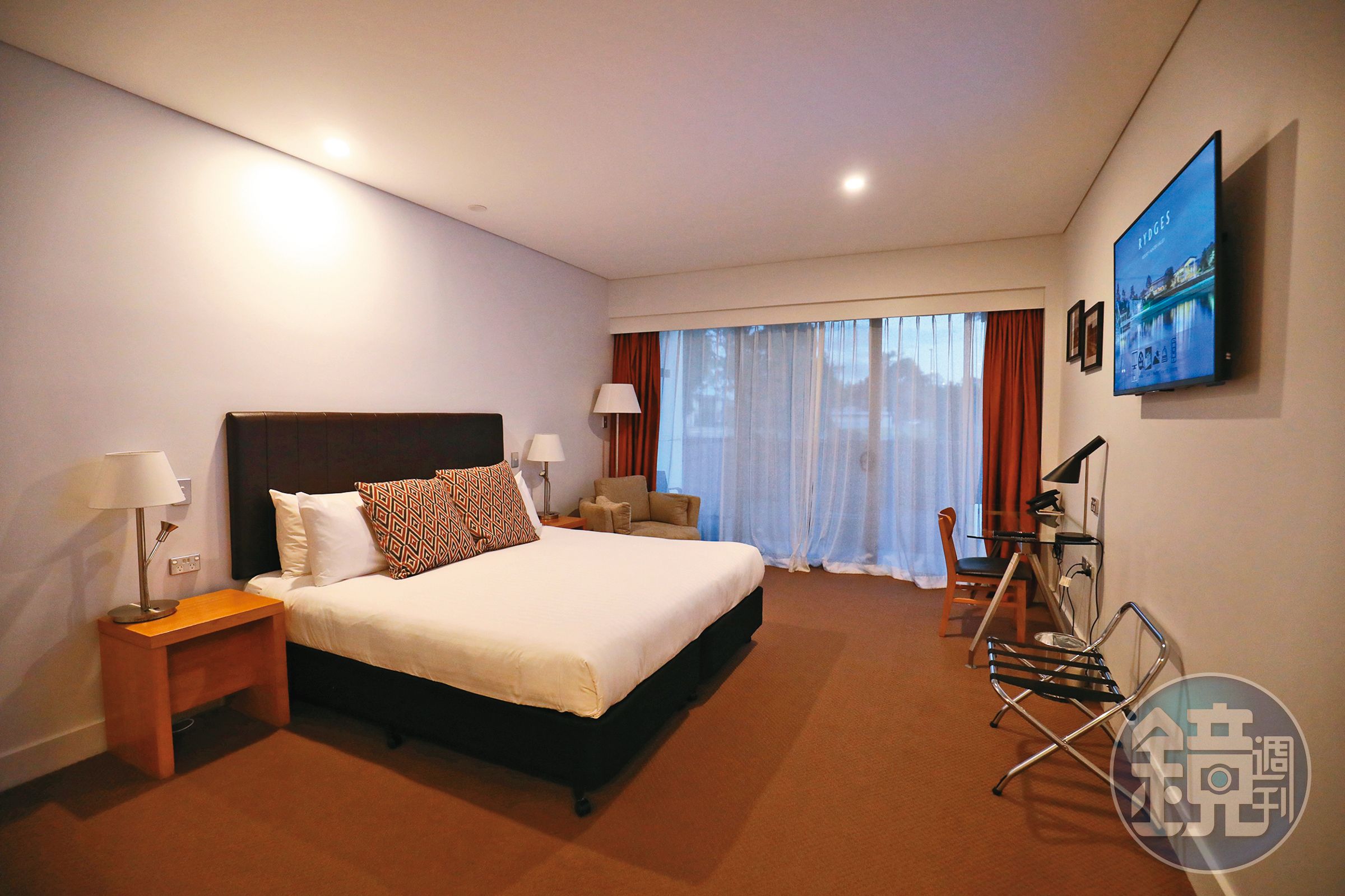 「RYDGES Resort Hunter Valley」的房間簡單舒適，適合全家大小一起去度假。
