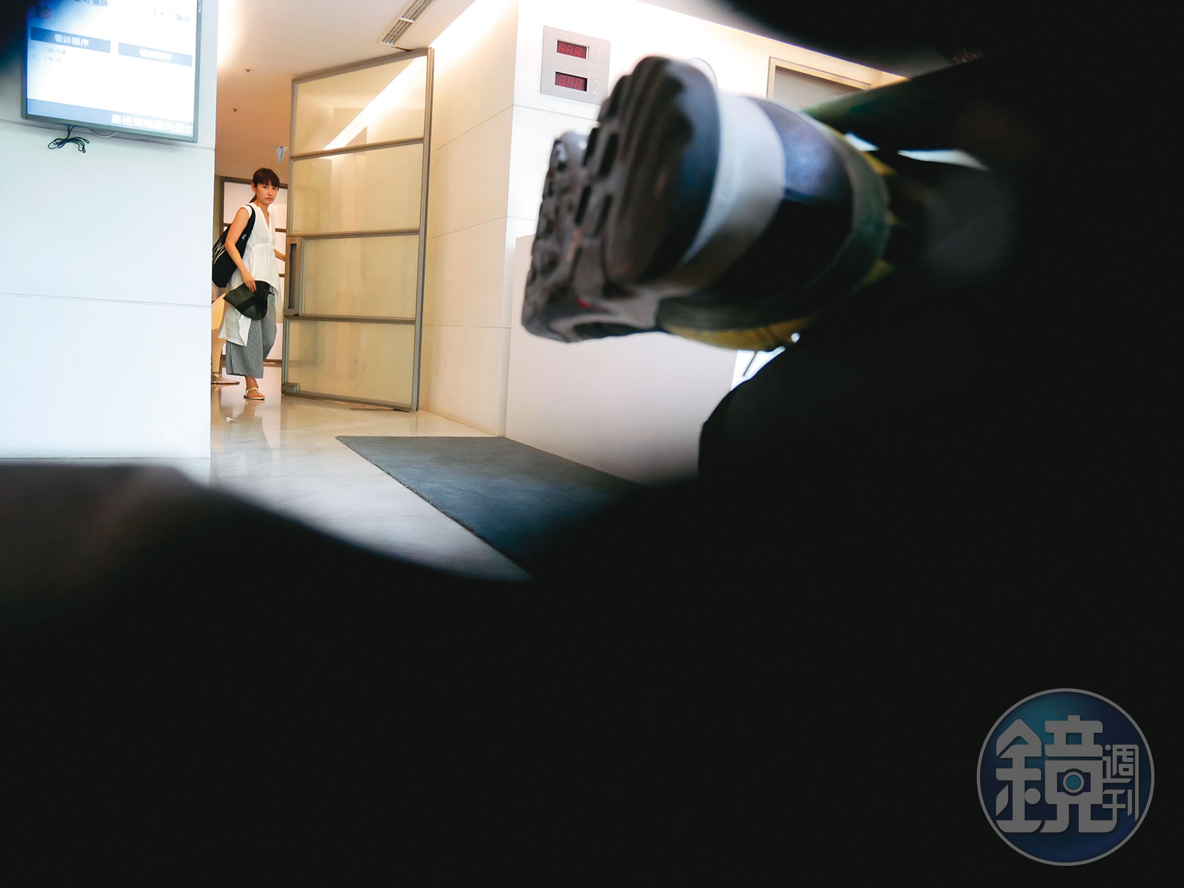 田中千繪被本刊目擊現身婦產科，但經紀人稱只是看診。