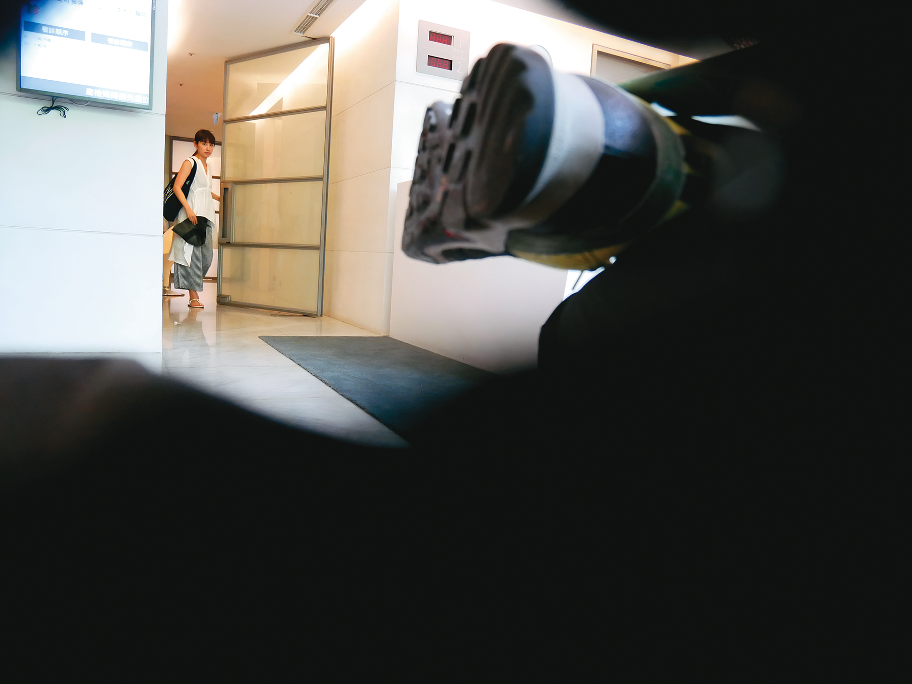 田中千繪被本刊目擊現身婦產科，但經紀人稱只是看診。