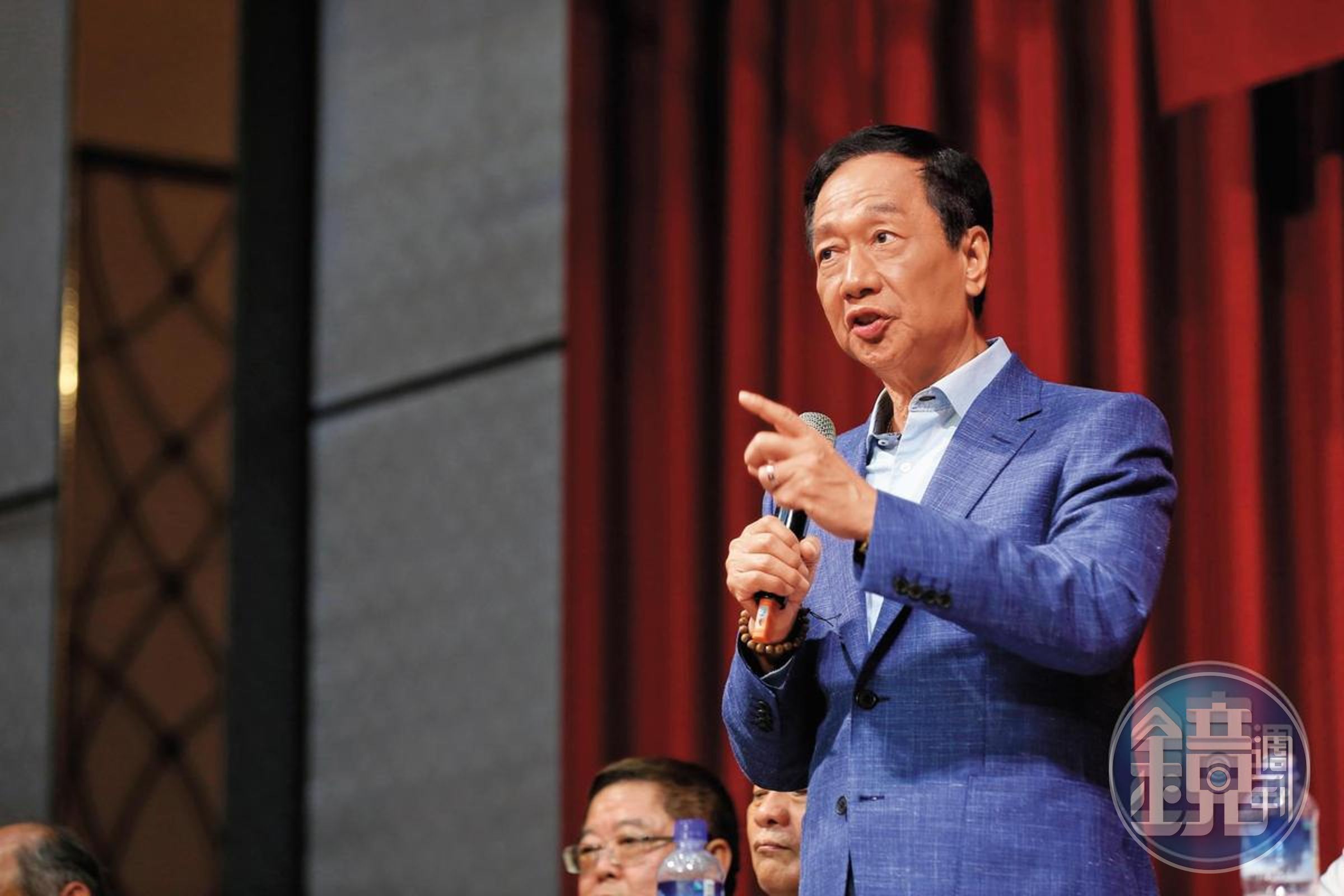 郭台銘痛批執政黨的房地產政策。