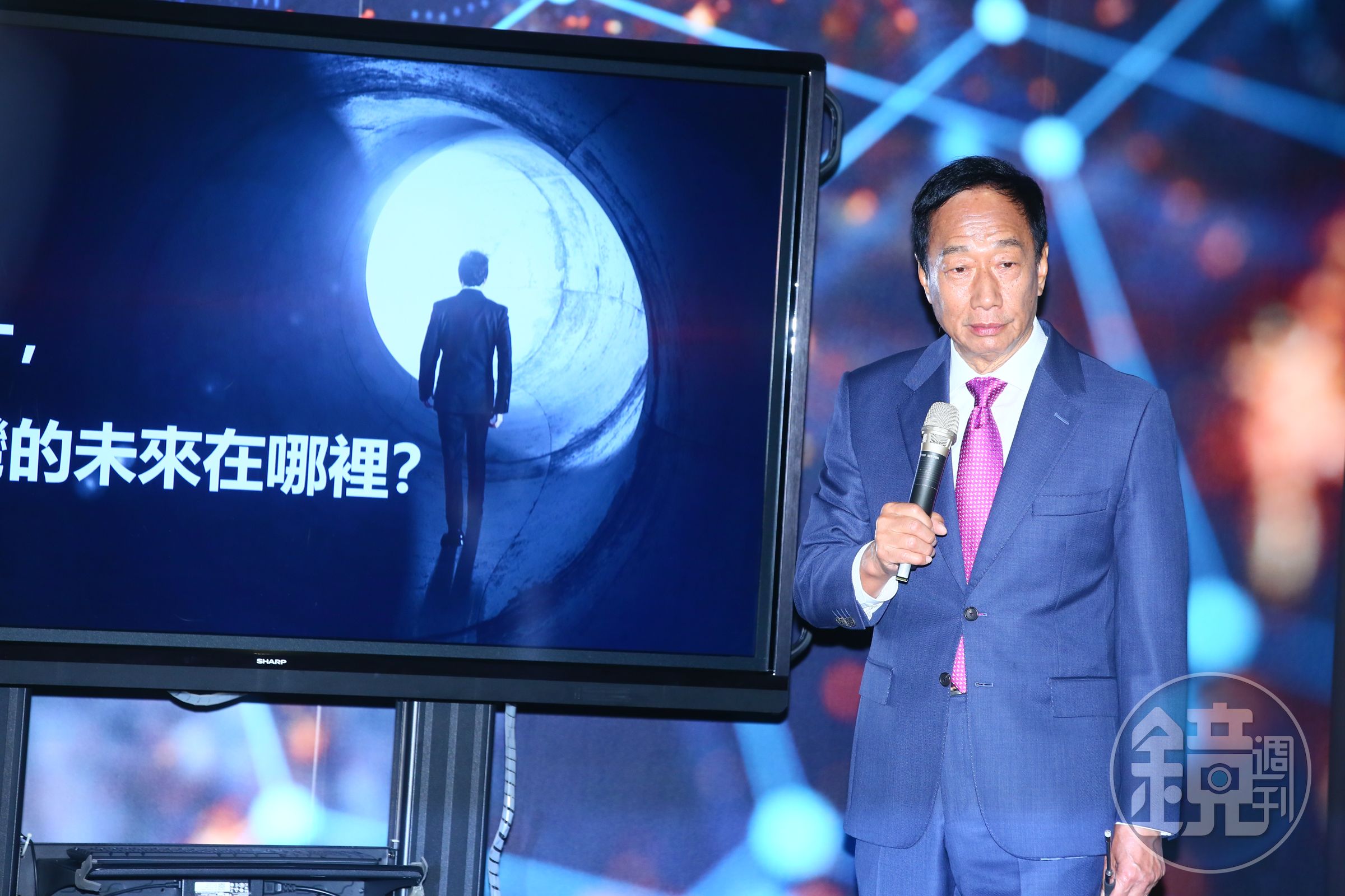 資深媒體人李艷秋認為,郭台銘宣布參選已是箭在弦上,但「郭董現在走的路,到不了總統府。」(本刊資料照)