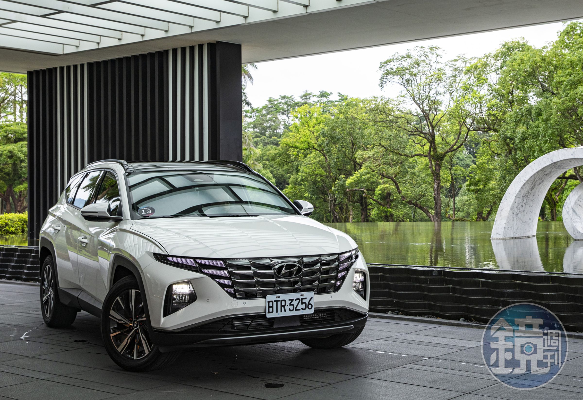 全新渦輪油電新科技Tucson L Turbo Hybrid 110.9萬起強勢登場。