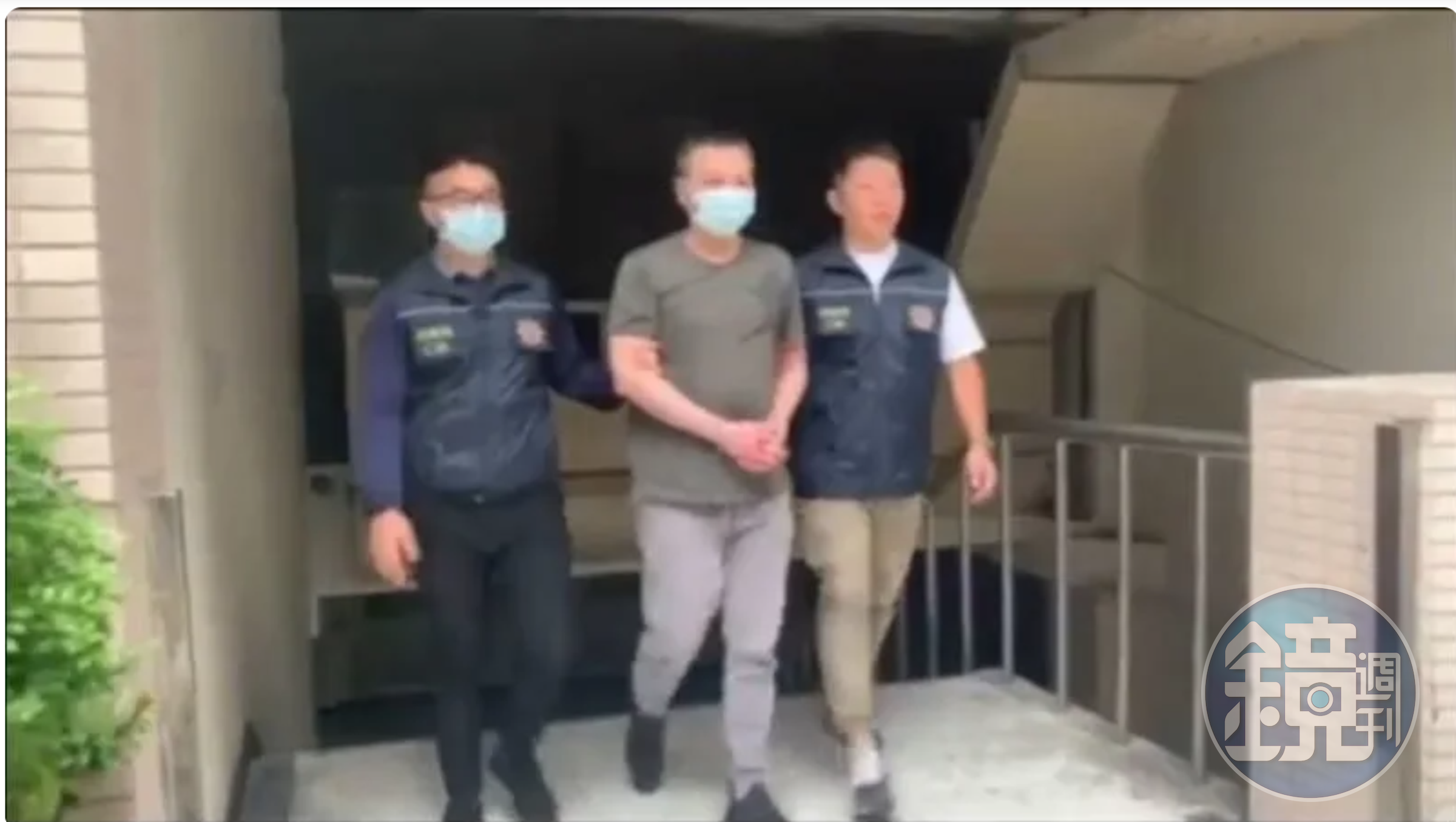 警方逮捕涉嫌承租大學實驗室製作毒品的章男。（翻攝畫面）
