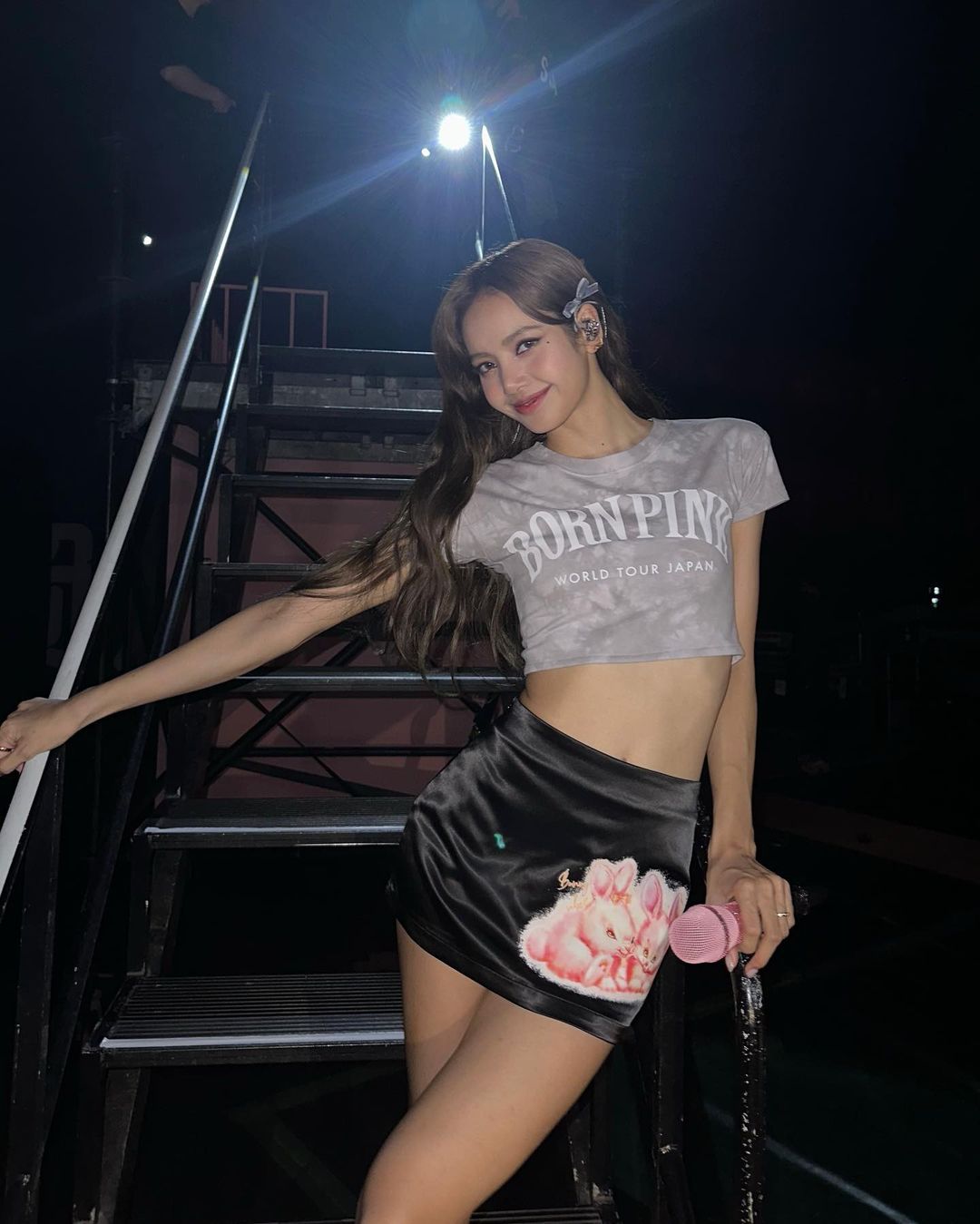 YG娛樂表示與Lisa續約尚在討論階段。（翻攝Lisa IG)