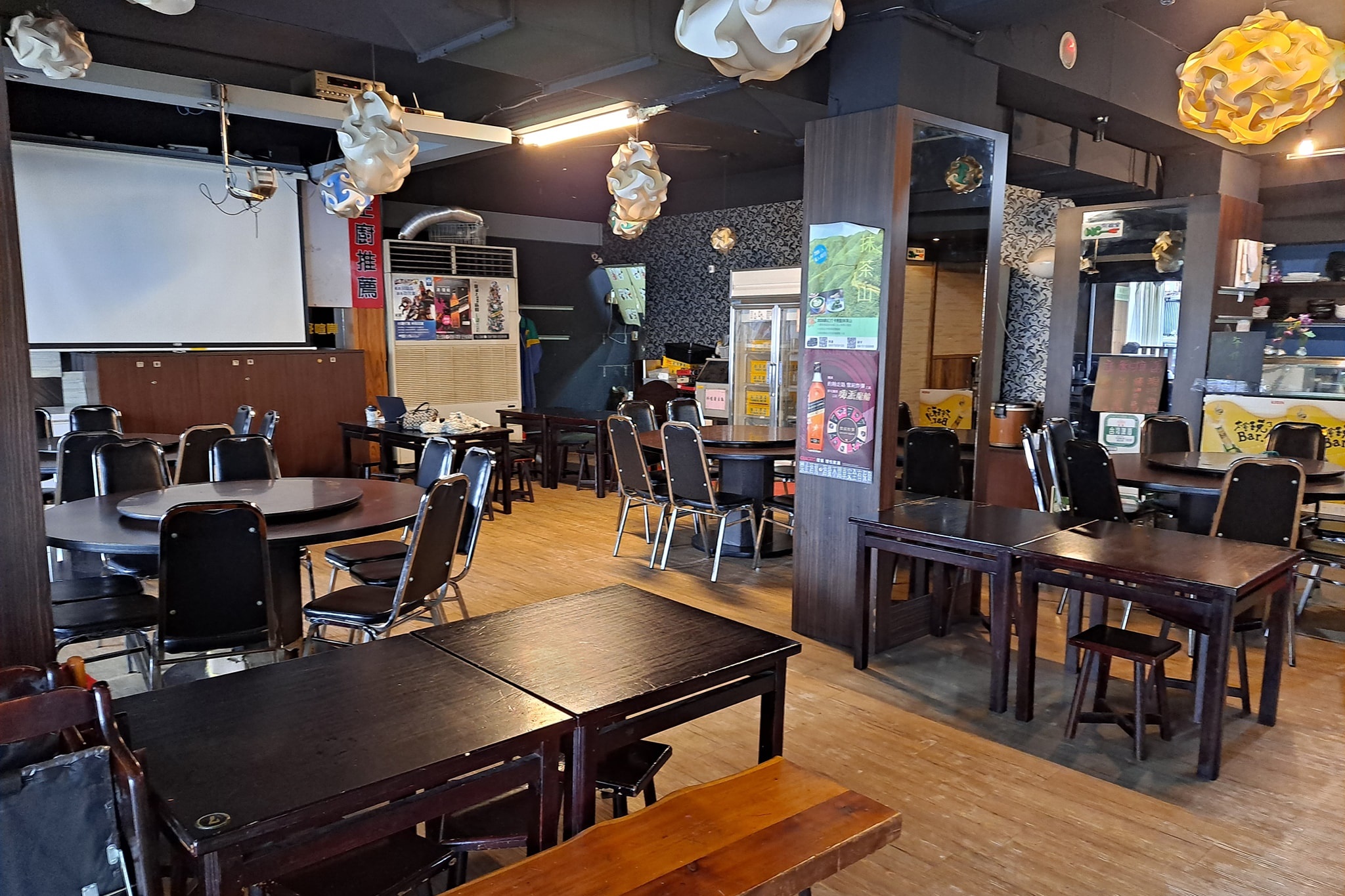 「白飯之亂」吵不完，熱炒店今天發出停業公告，自7月16日起無限期停業。（翻攝自業者臉書）