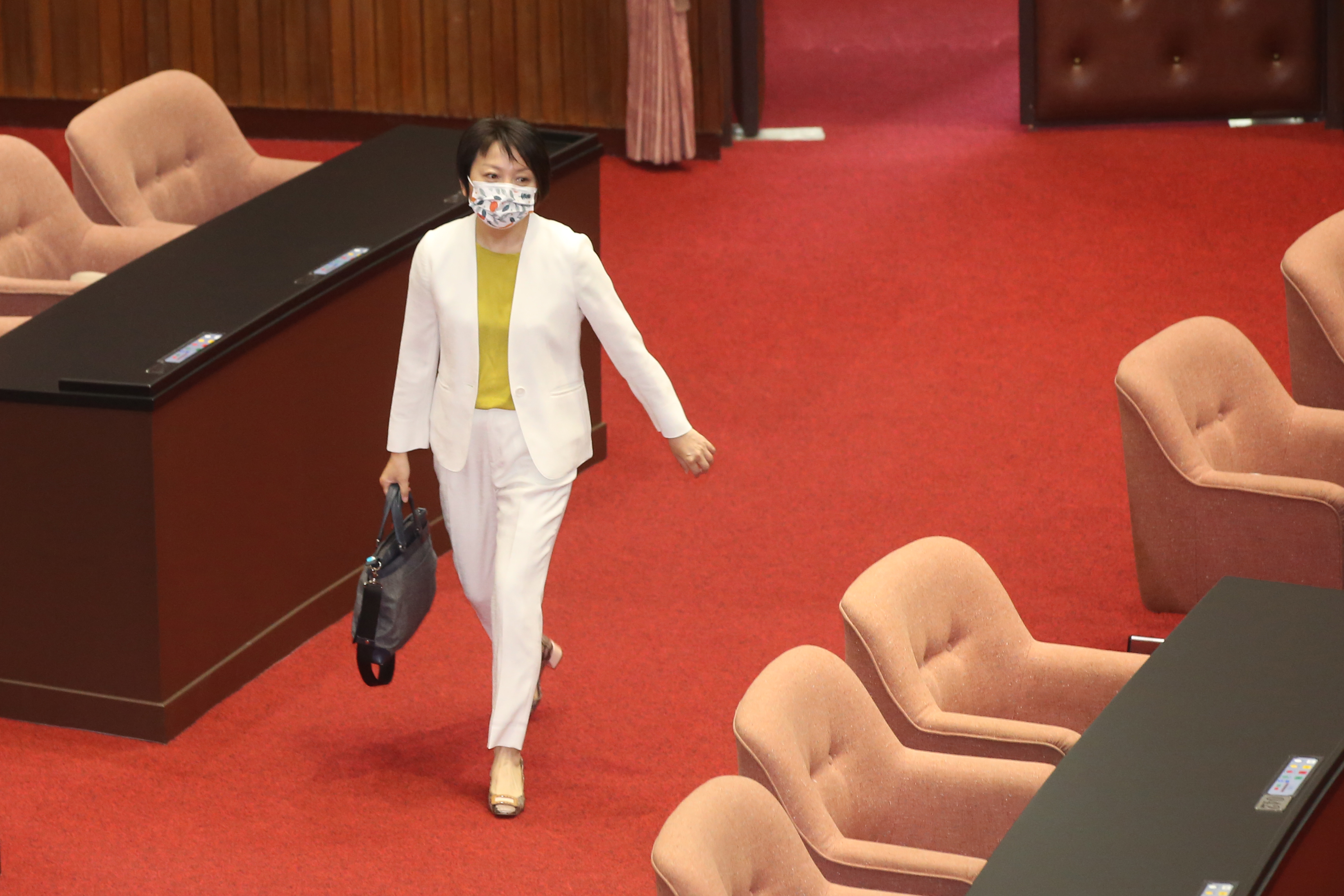 立委范雲今po文批評柯文哲，經常說謊，「一天一謊言？道歉繼續騙？連日本見了誰都能騙？」（本刊資料照）