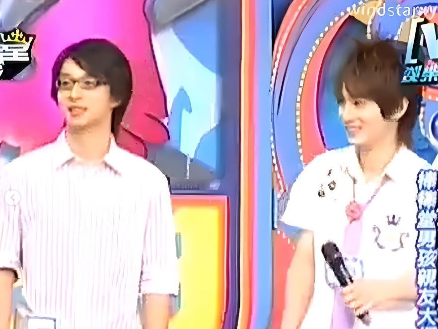 阿本曬出17年前和哥哥上節目的合照。（翻攝自阿本IG）