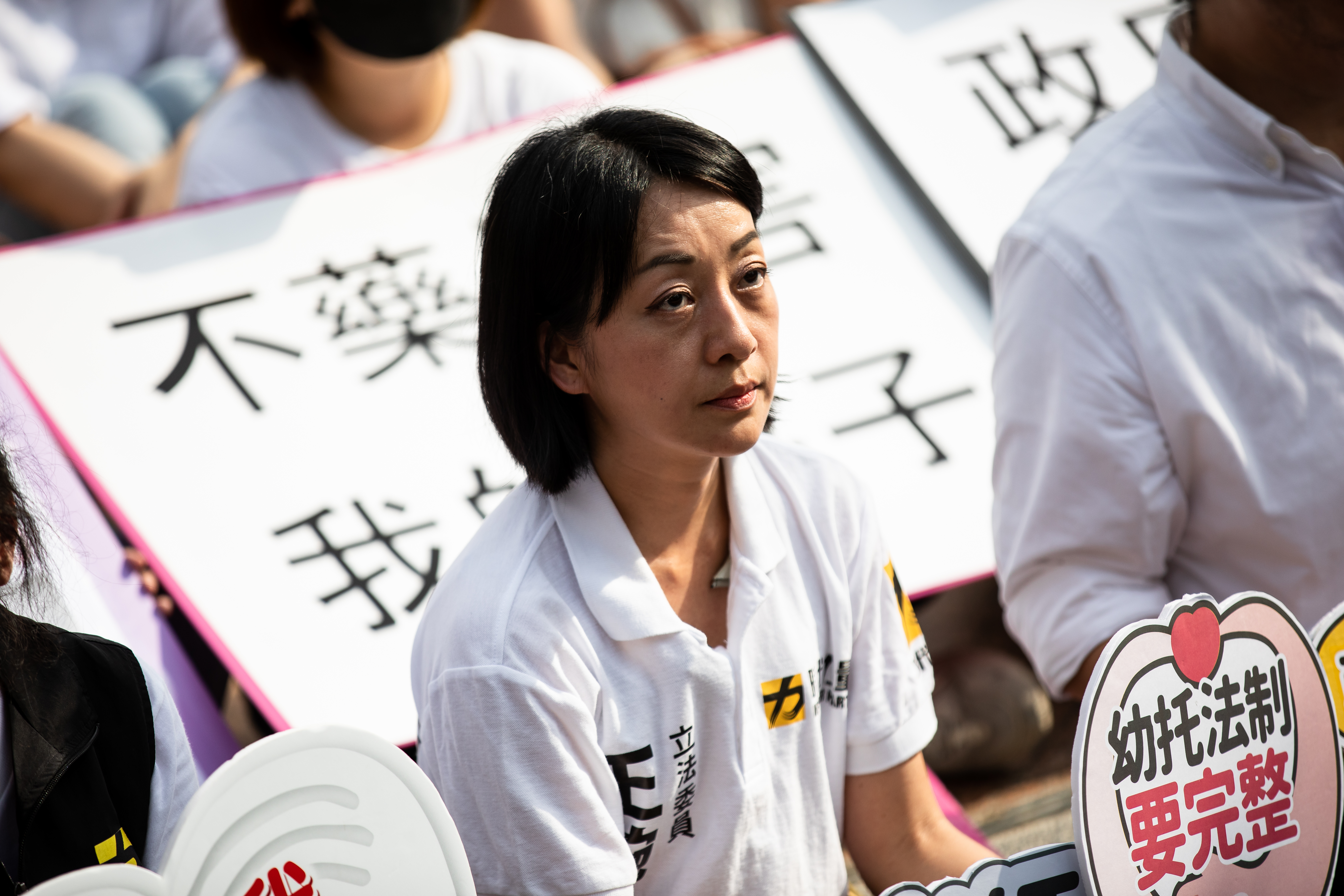 王婉諭曾現身「不藥傷害我的孩子」活動現場，並持續替家長發聲。（本刊資料照）