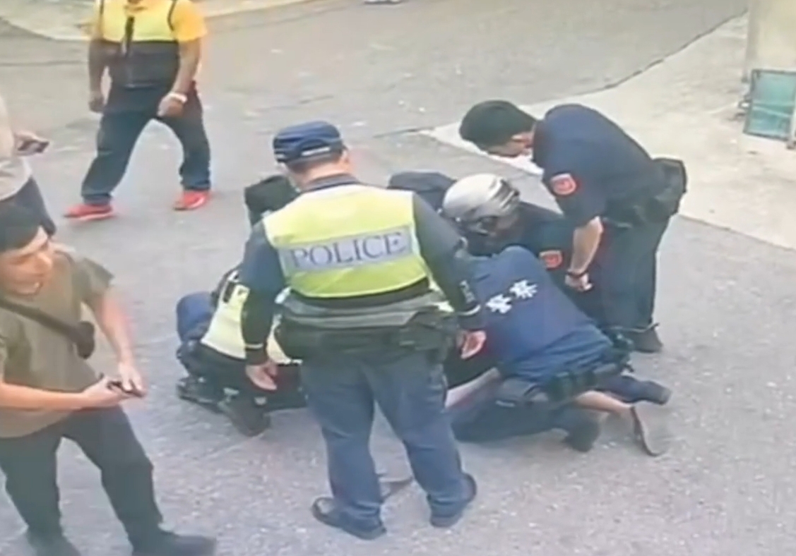 台中大甲一名男子持西瓜刀追砍清潔隊員遭移送法辦。（翻攝畫面）