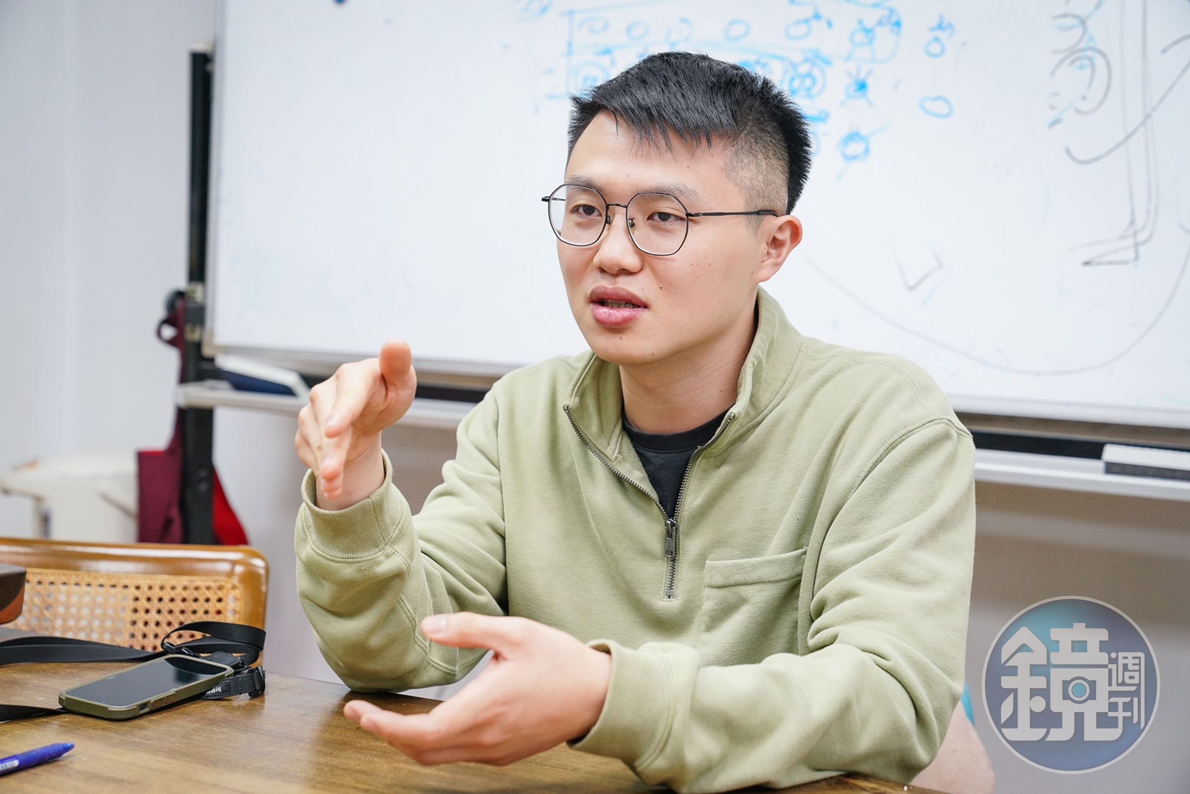 留美歸國的林凡凱年輕有想法,創新老粿行的蘿蔔糕、年糕口味,也拓展電商市場。