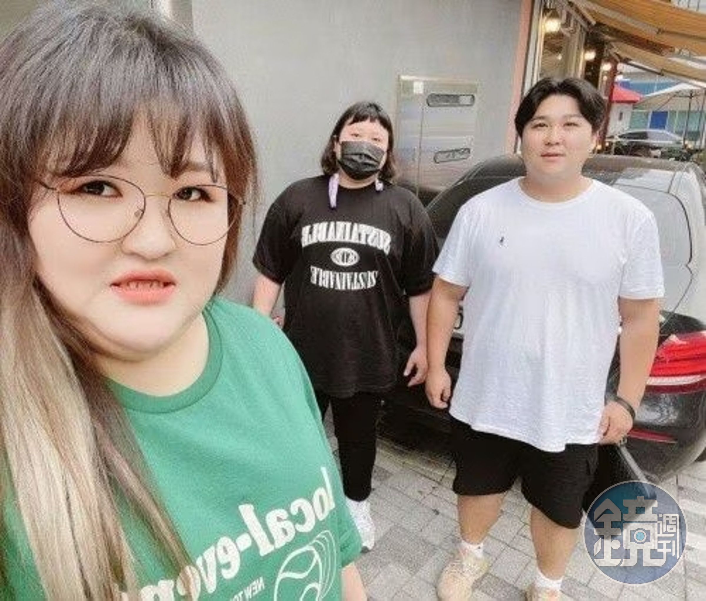 李智秀(中)與李國主(左)、朴京浩交情甚篤。(網路圖片)