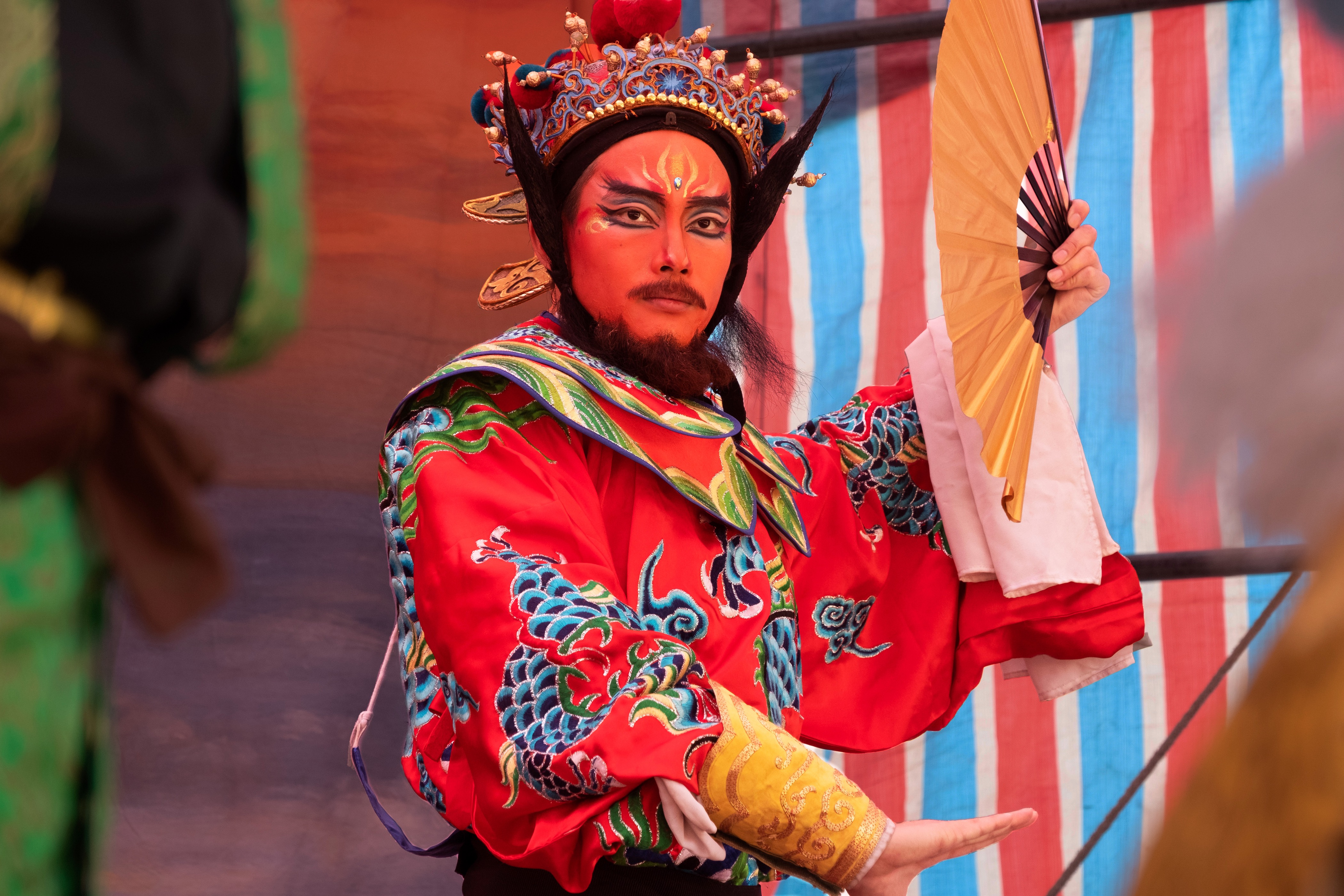 為了扮身賦鍾馗天命的歌仔戲團長之子,張庭瑚接受2個多月嚴格歌仔戲訓練。(華影提供)